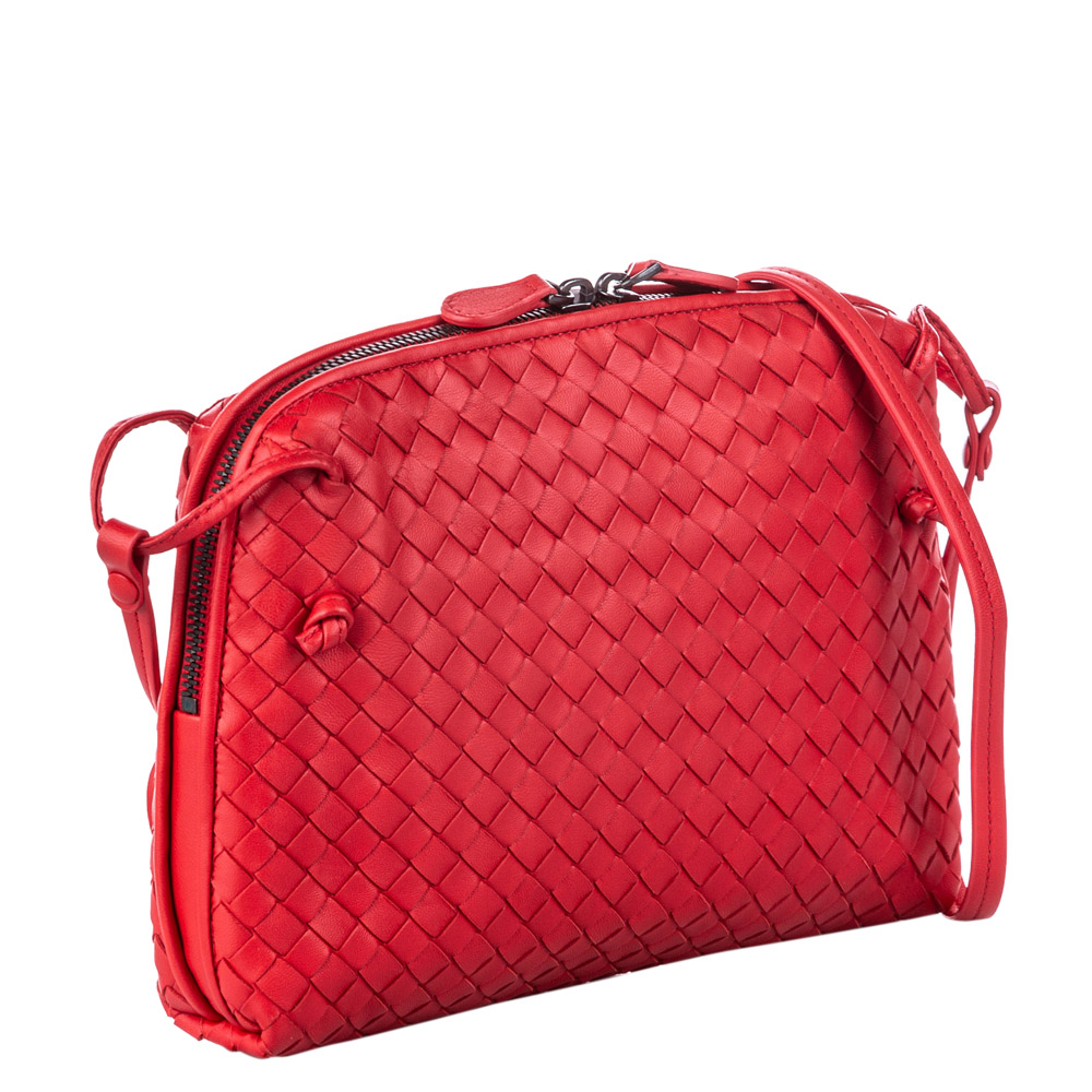 

Bottega Veneta Red Intrecciato Nodini Leather Crossbody Bag