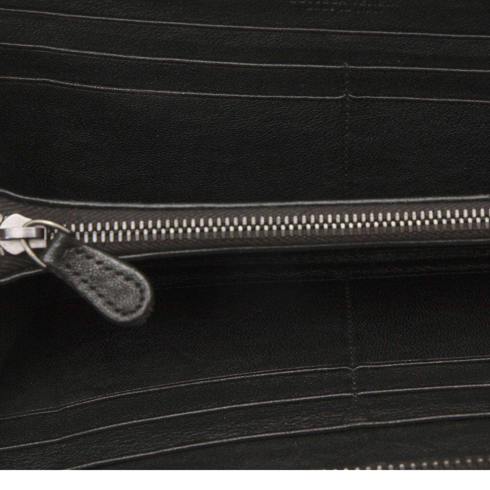 

Bottega Veneta Black Leather Intrecciato Wallet