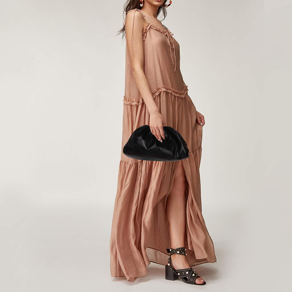 

Bottega Veneta Black Leather The Pouch Clutch