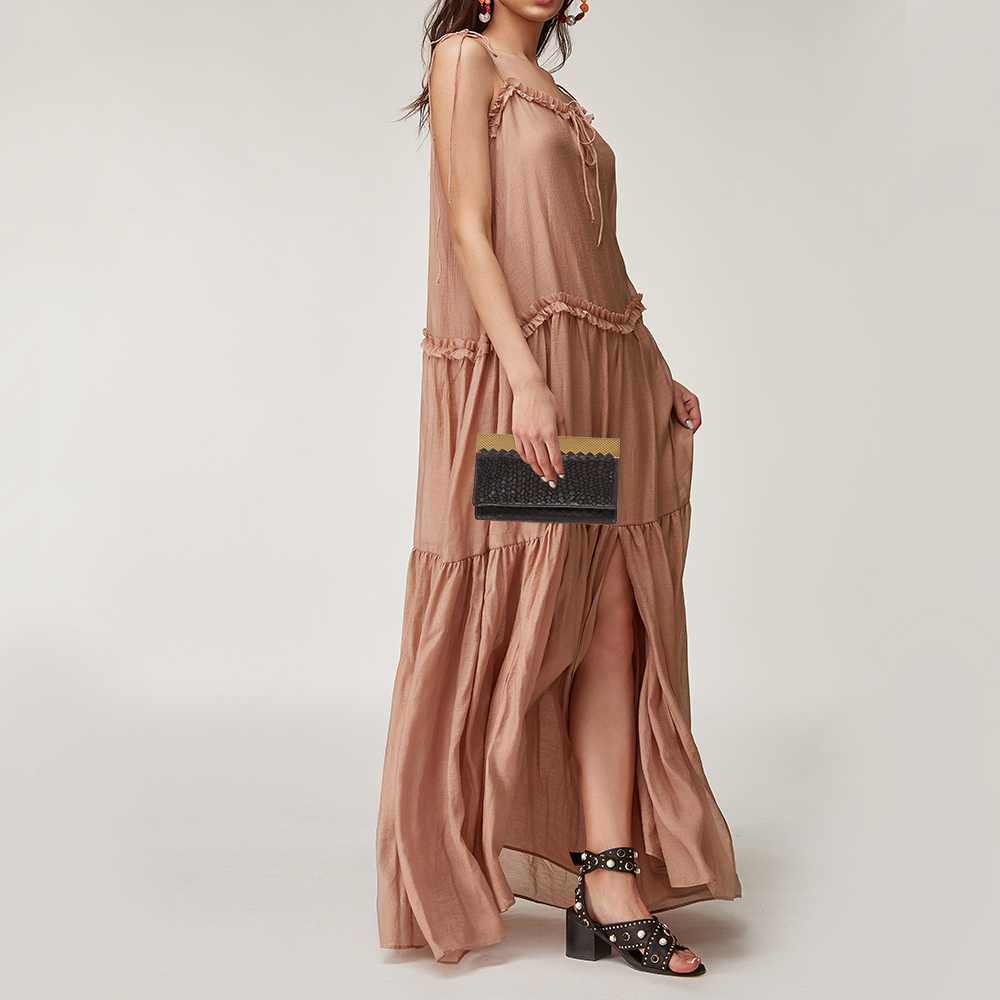 

Bottega Veneta Dark Brown Intrecciato Leather Clutch