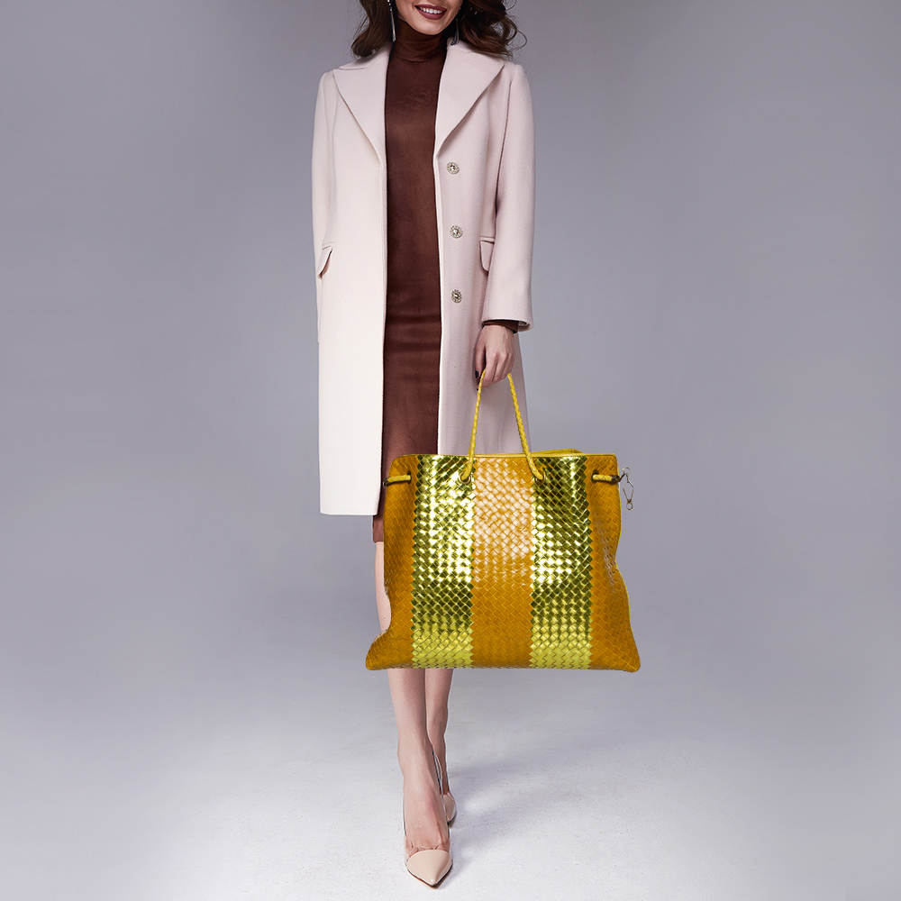 

Bottega Veneta Yellow/Gold Liquid Stripe Intrecciato Leather Oversized Tote