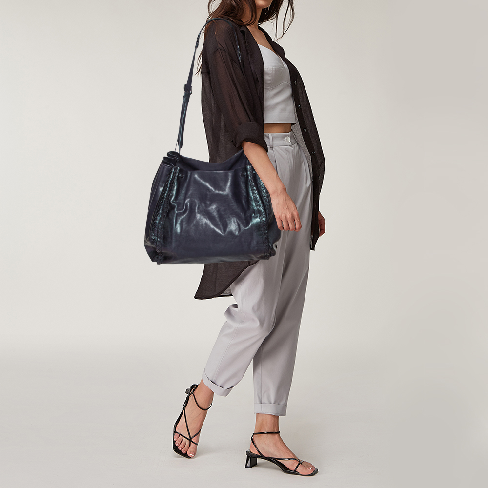 

Bottega Veneta Iridescent Purple Leather Scarabee Crossbody Bag
