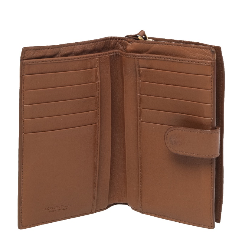 

Bottega Veneta Brown Intrecciato Leather Bifold Continental Wallet