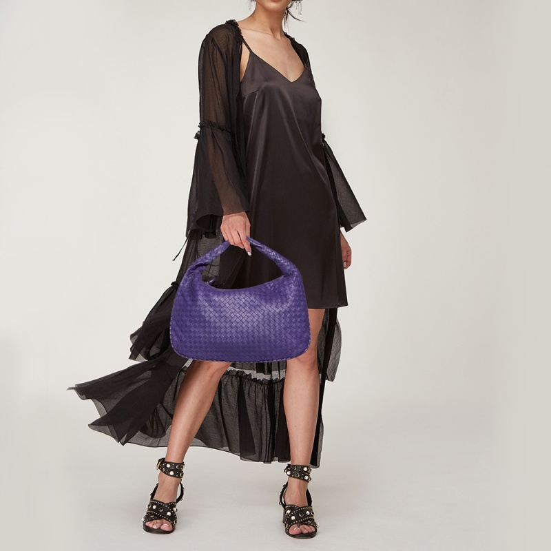 

Bottega Veneta Purple Intrecciato Leather Small Veneta Hobo