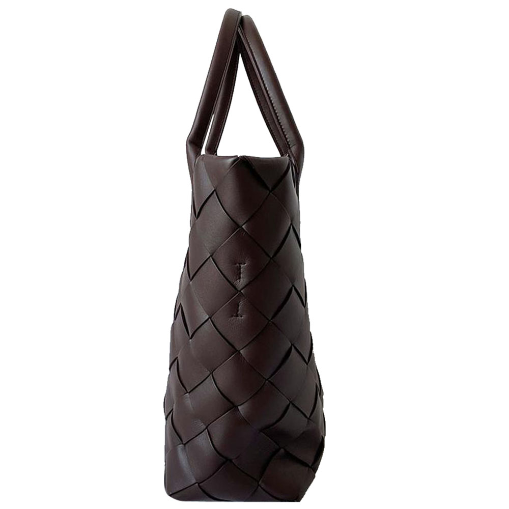 

Bottega Veneta Burgundy Leather Maxi Cabat Tote Bag