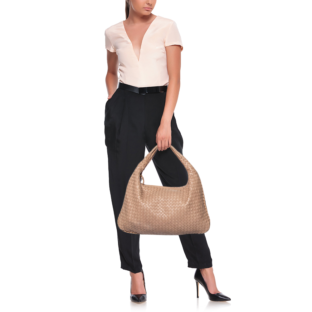 

Bottega Veneta Beige Intrecciato Leather Medium Veneta Hobo