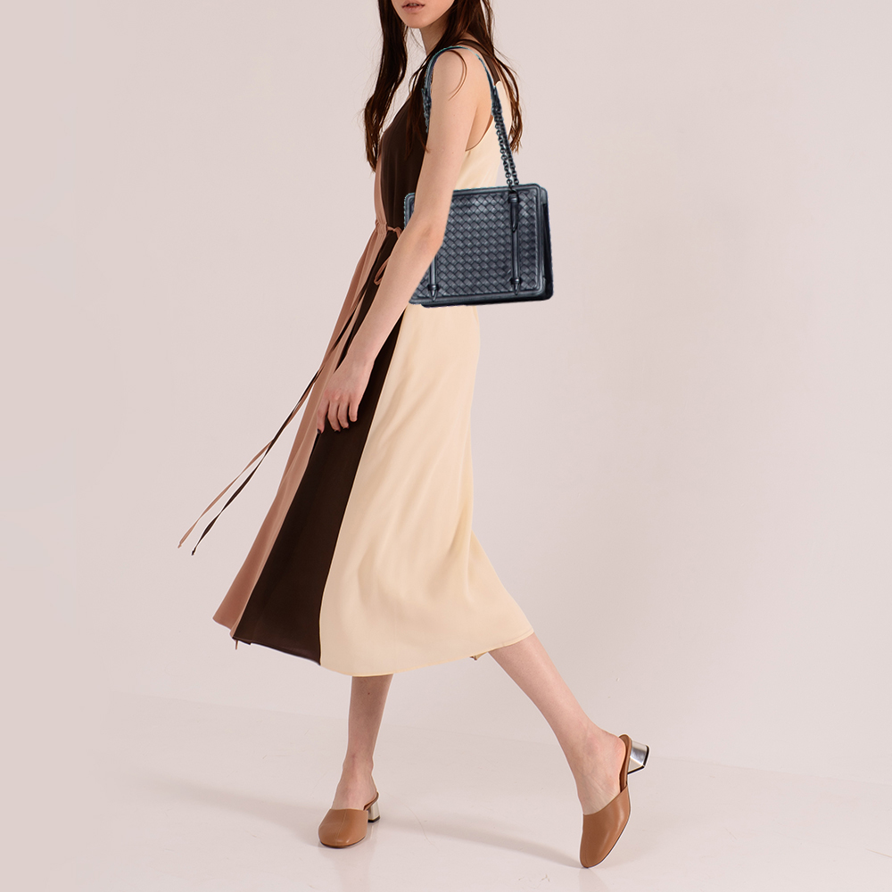 

Bottega Veneta Black Intrecciato Leather Chain Strap Shoulder Bag