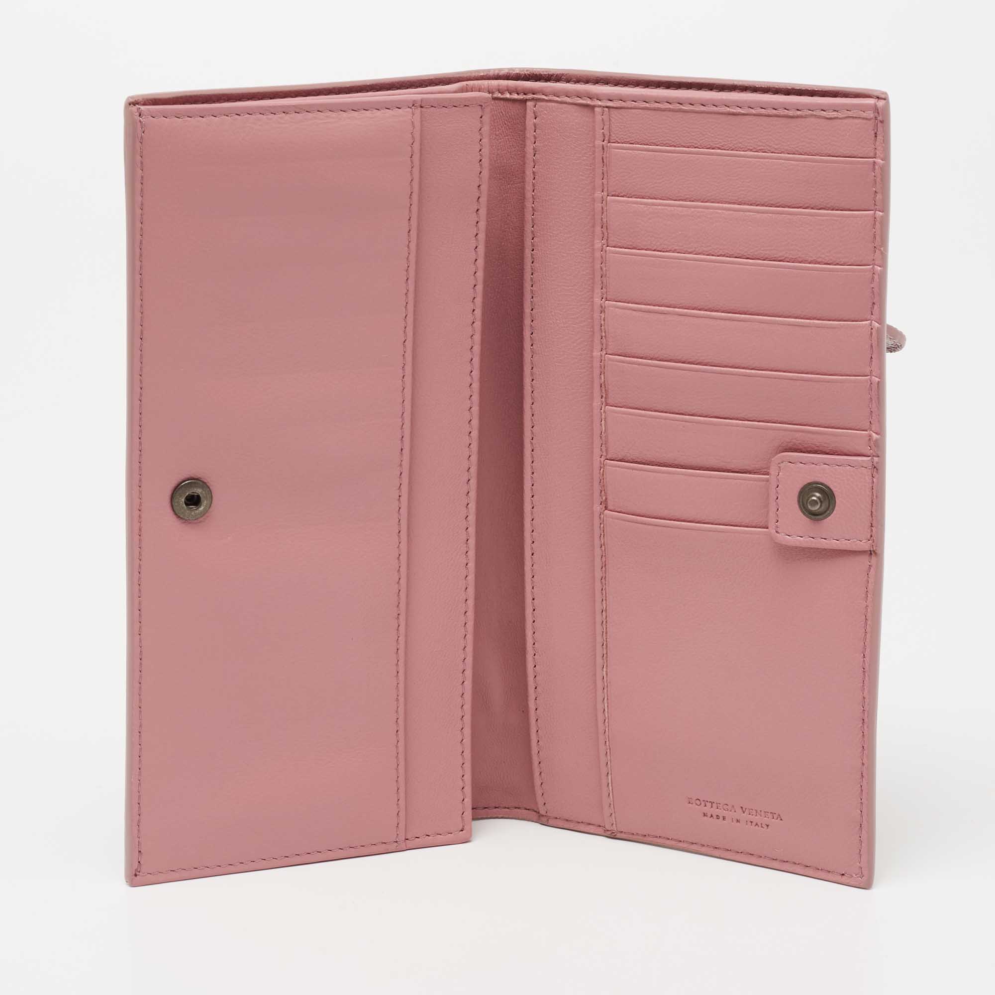 

Bottega Veneta Pink Intrecciato Leather and Karung Trim Continental Wallet