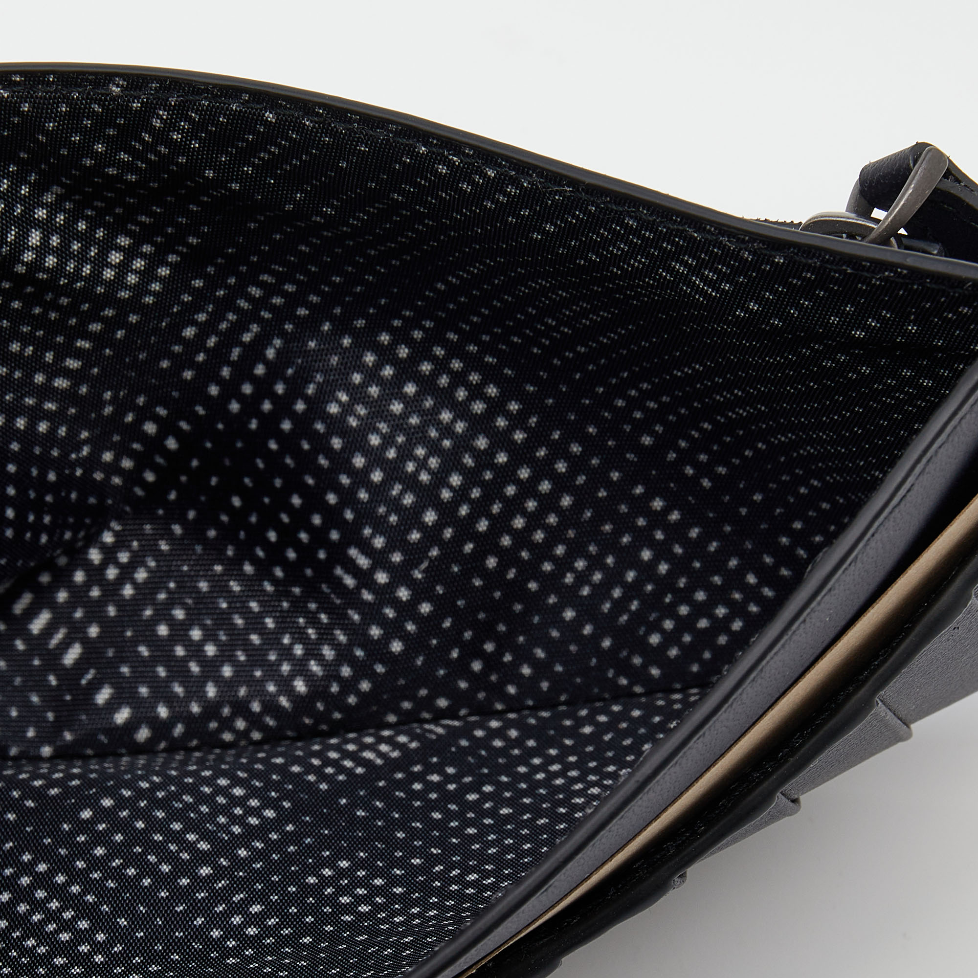 

Bottega Veneta Black Leather Intrecciato Cheque Wallet