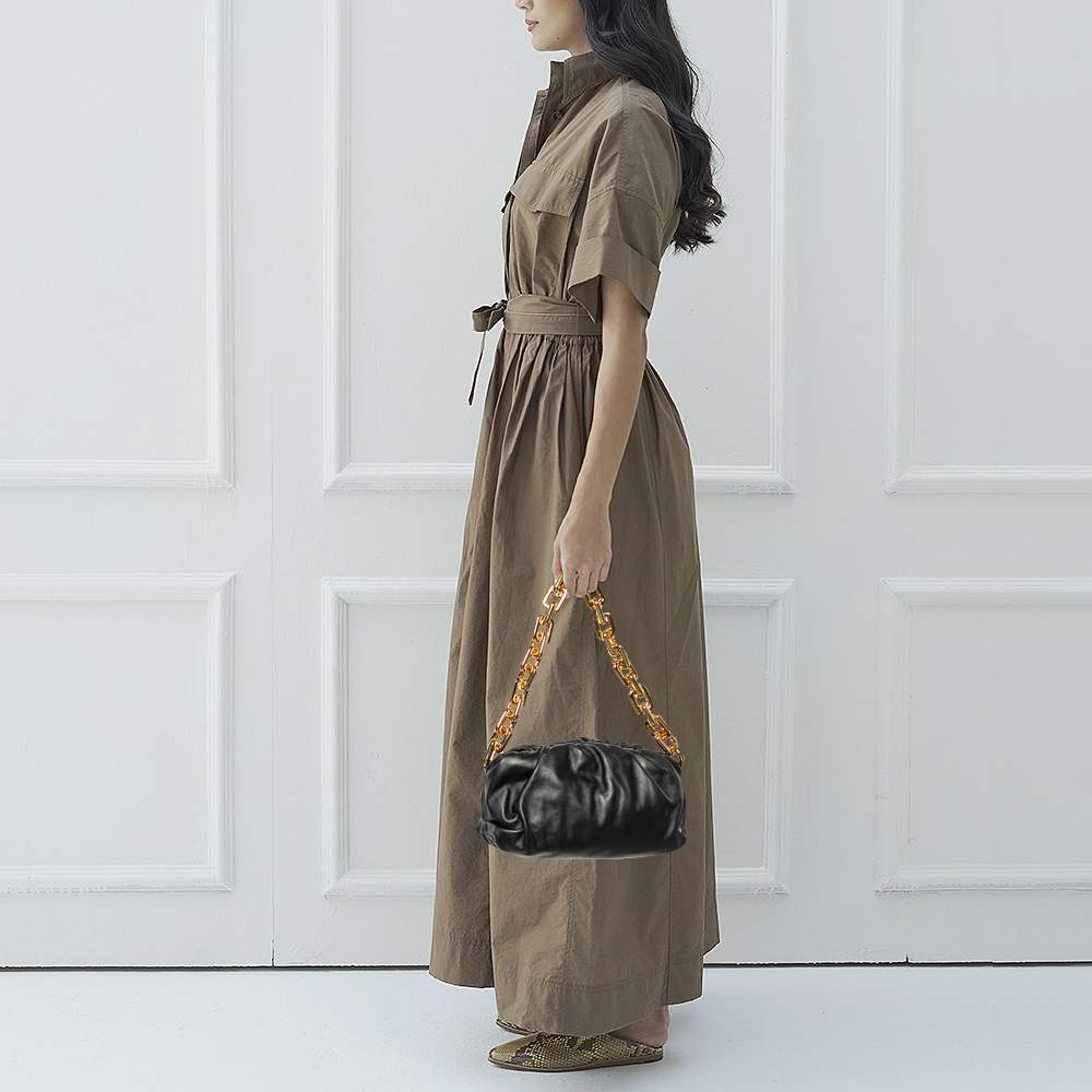 

Bottega Veneta Black Leather Chain Pouch Clutch