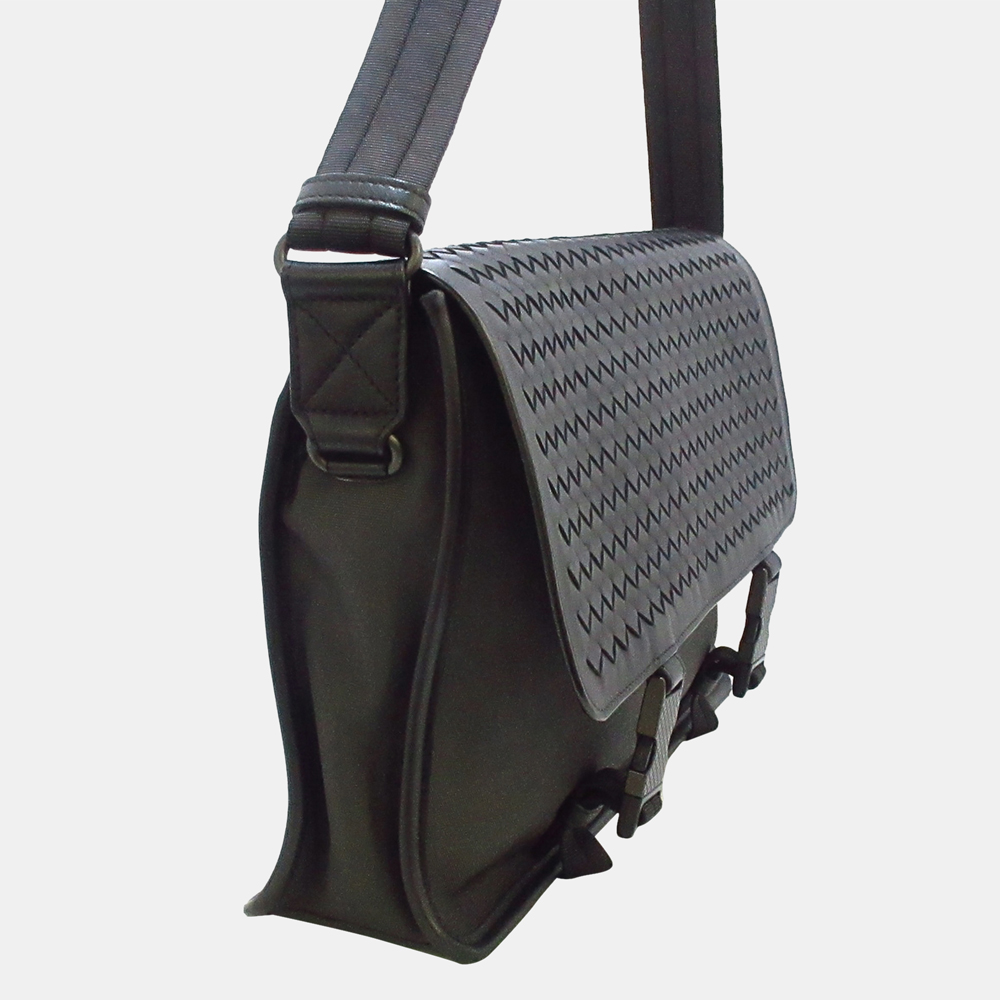

Bottega Veneta Intrecciato Leather Crossbody Bag, Black