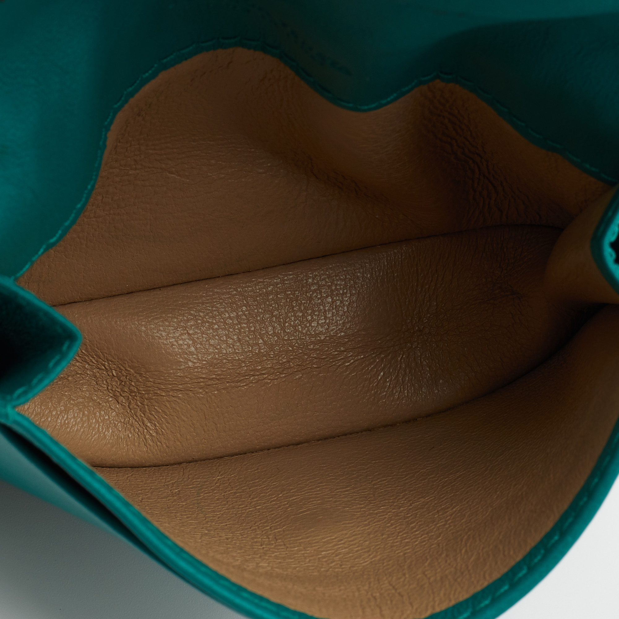 

Bottega Veneta Green Intrecciato Leather Business Card Holder