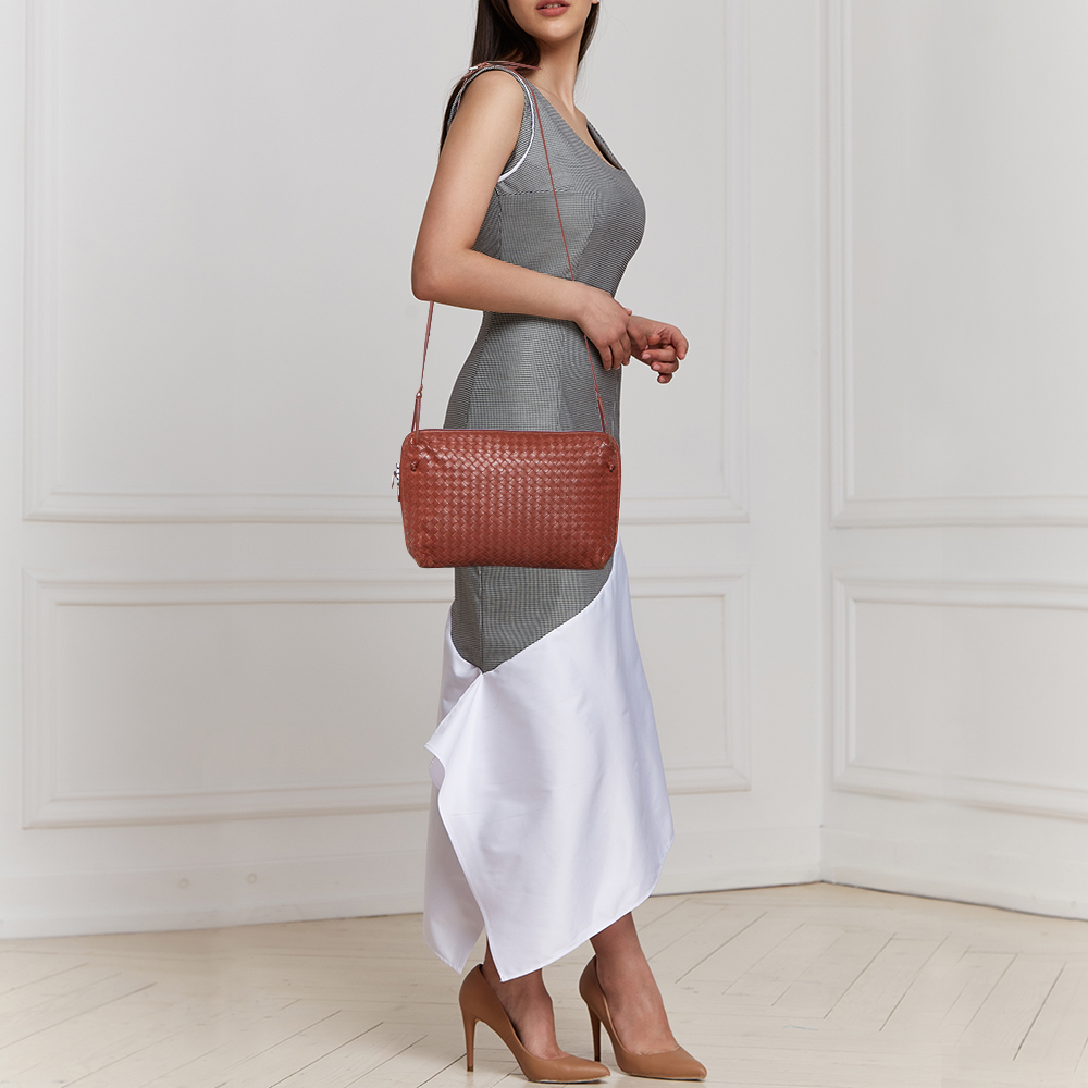 

Bottega Veneta Brown Intrecciato Leather Nodini Shoulder Bag