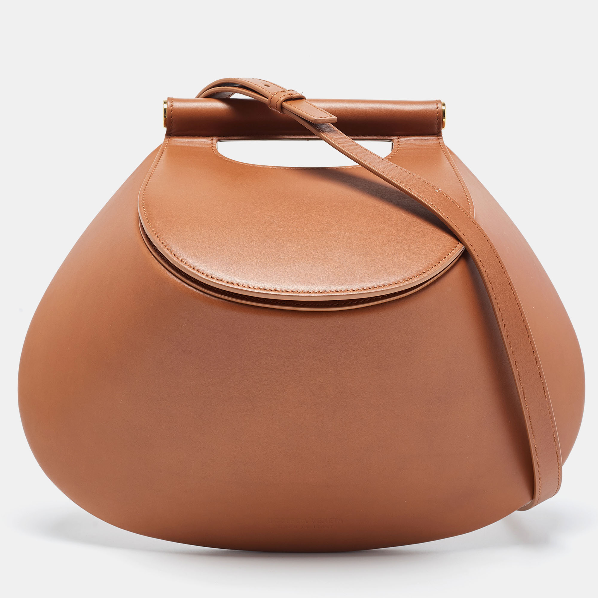 Click to view more detailed imagery on our partner's website Pre-owned Bottega Veneta Brown Leather Fisherman Top Handle Bag