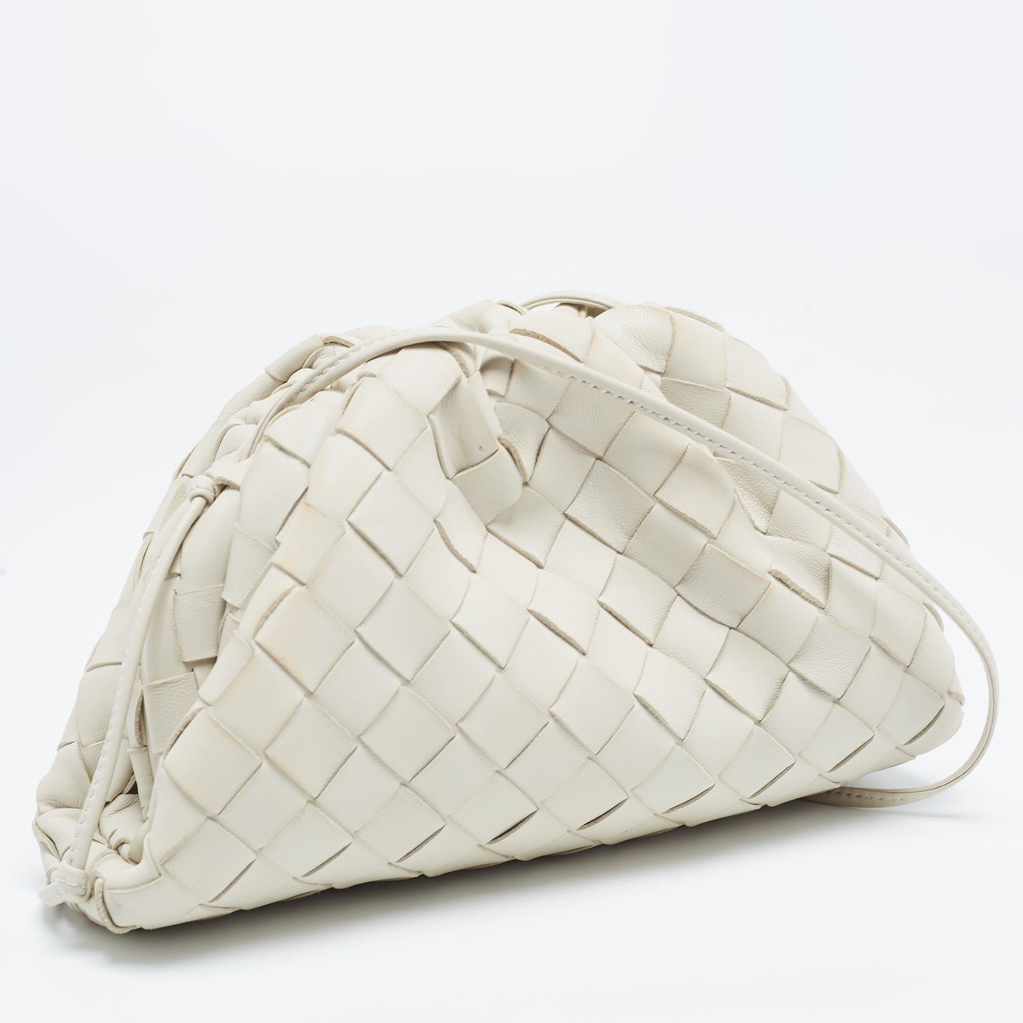 

Bottega Veneta Off White Intrecciato Leather Mini The Pouch Bag