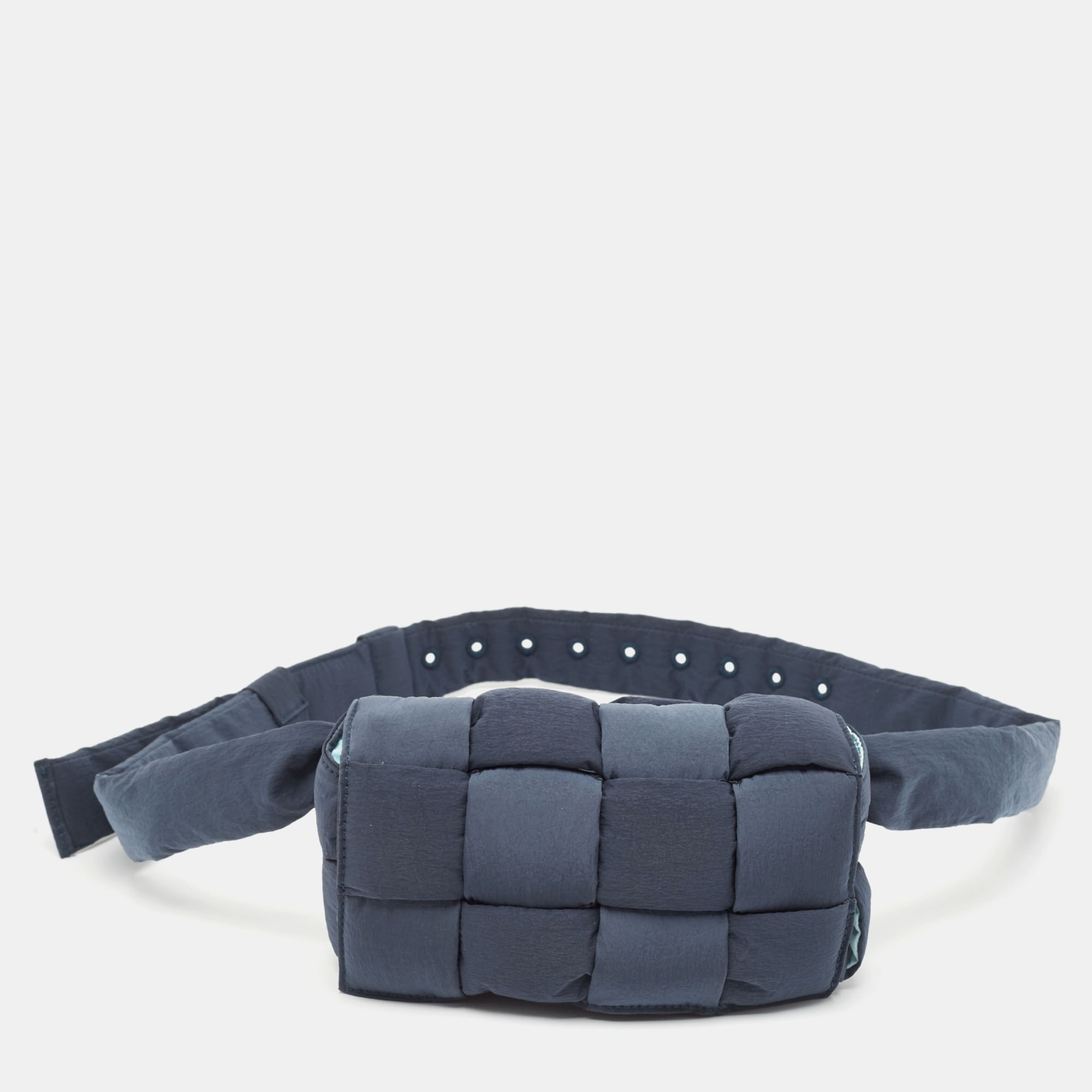 Pre-owned Bottega Veneta Navy Blue Padded Tech Fabric Cassette Belt Bag