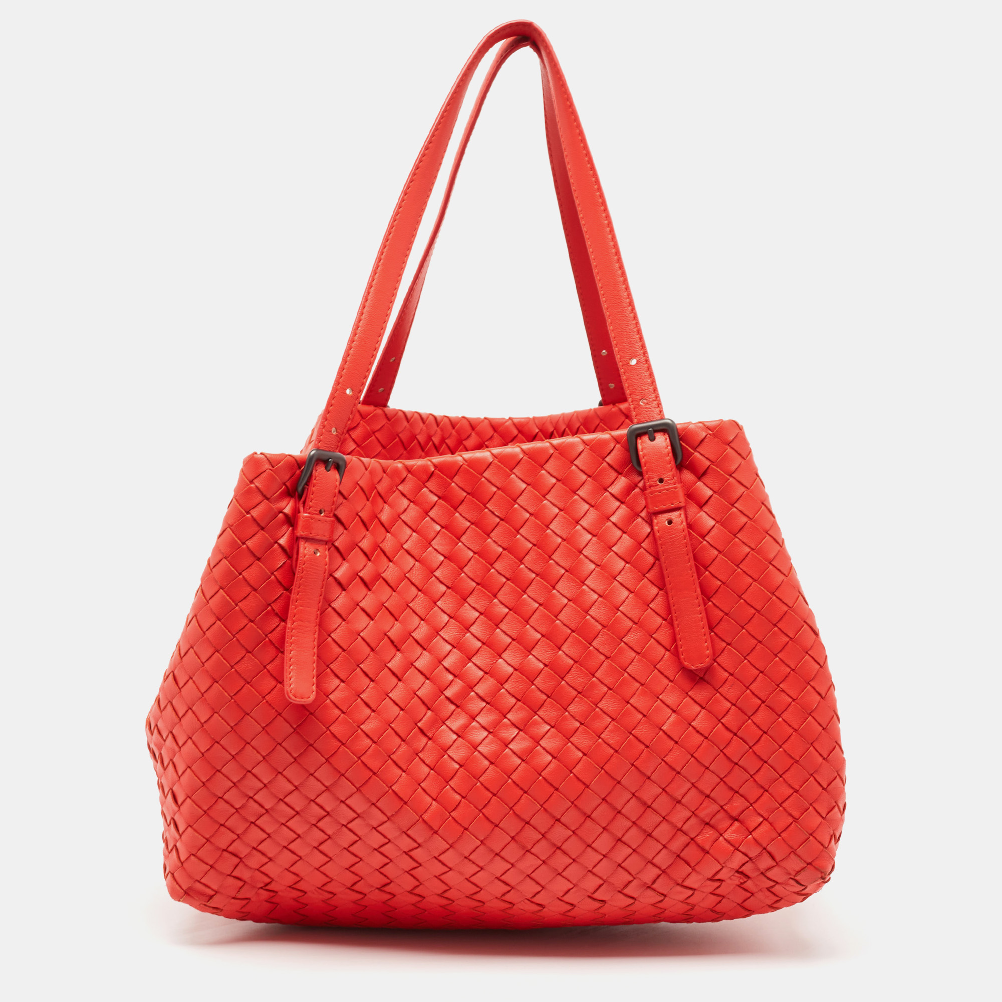 

Bottega Veneta Red Intrecciato Leather Cesta Bag