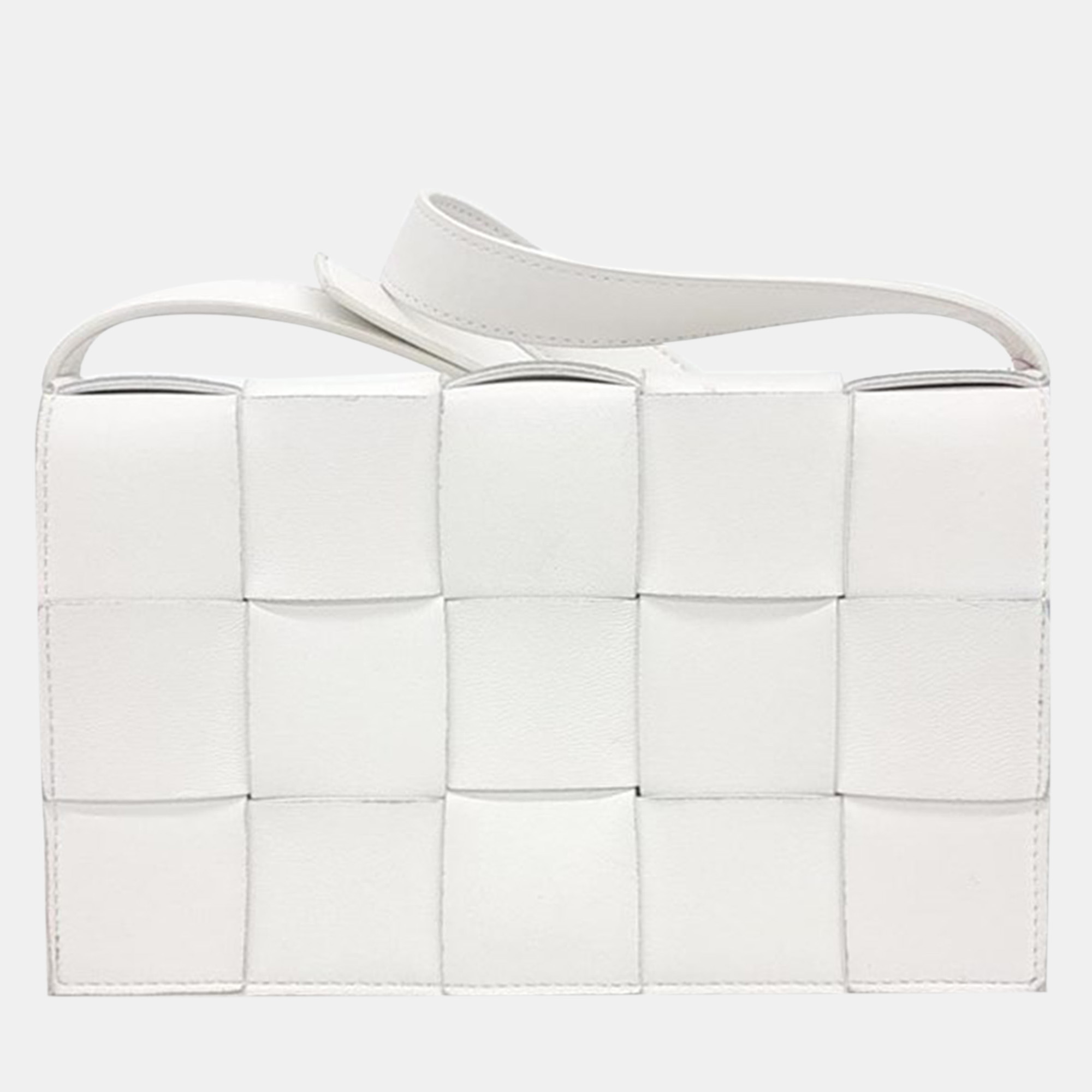 

Bottega Veneta Cassette Bag, White