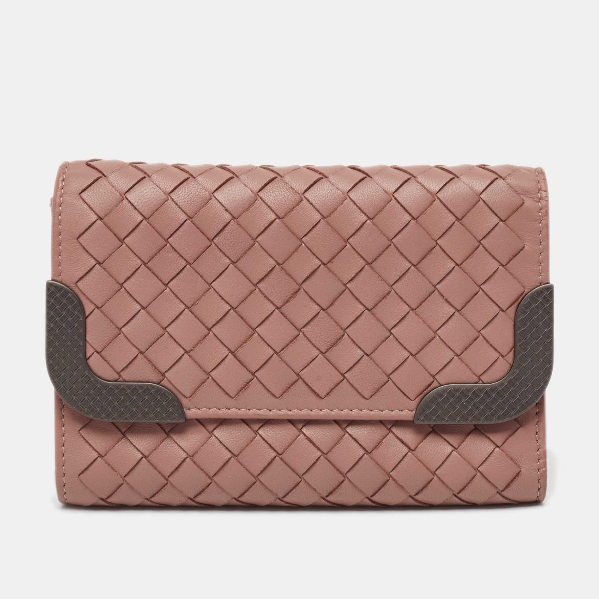 

Bottega Veneta Dusty Pink Intrecciato Leather Trifold Wallet