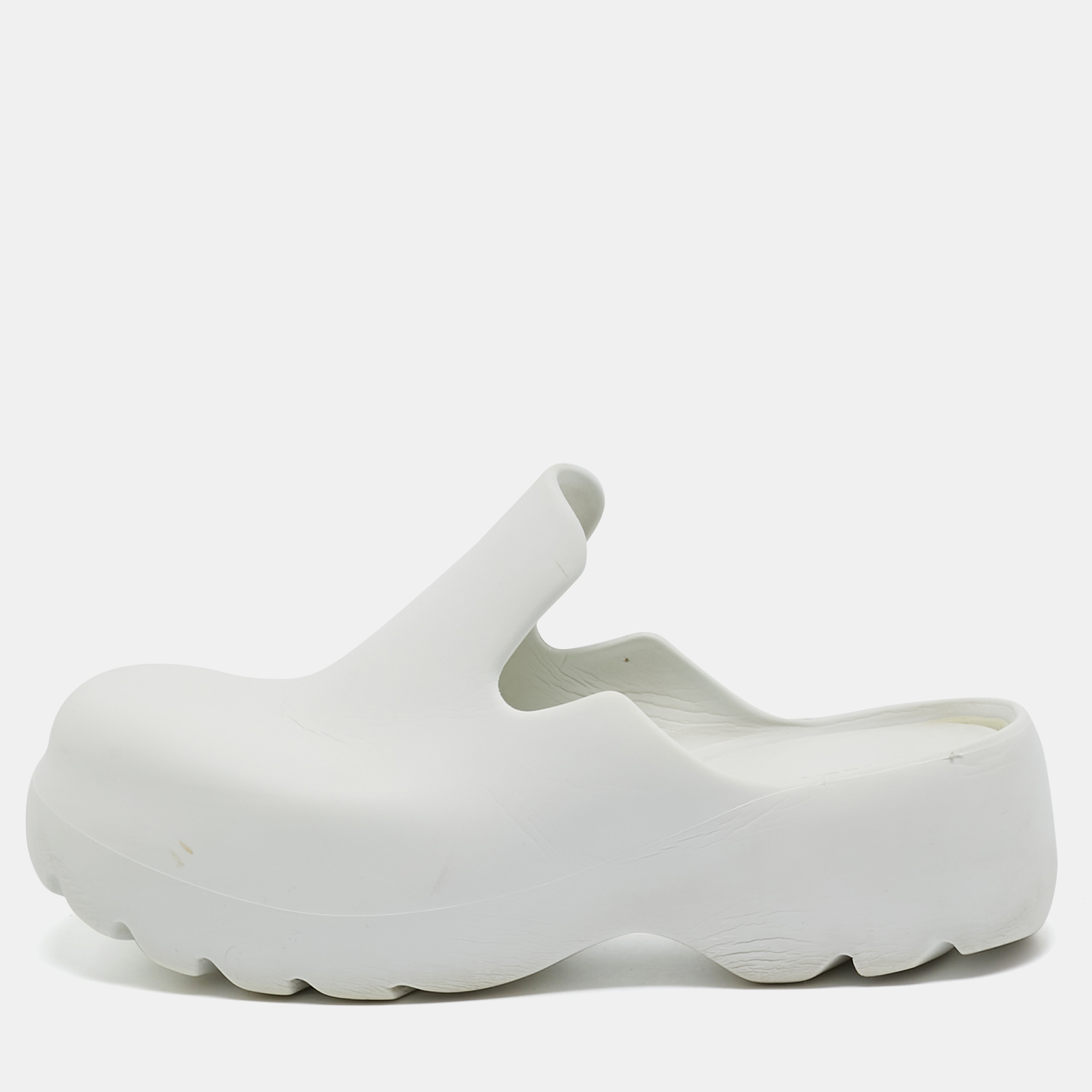 

Bottega Veneta White Rubber Mule Sandals Size