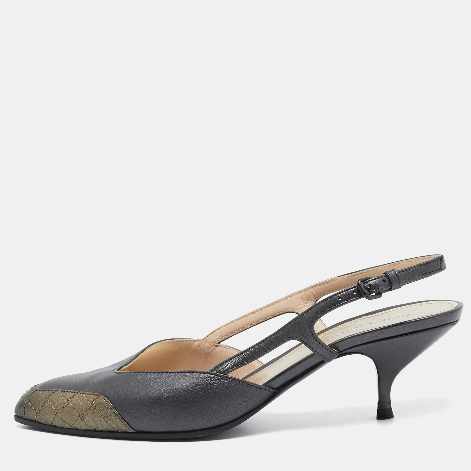 

Bottega Veneta Grey Leather Slingback Pumps Size