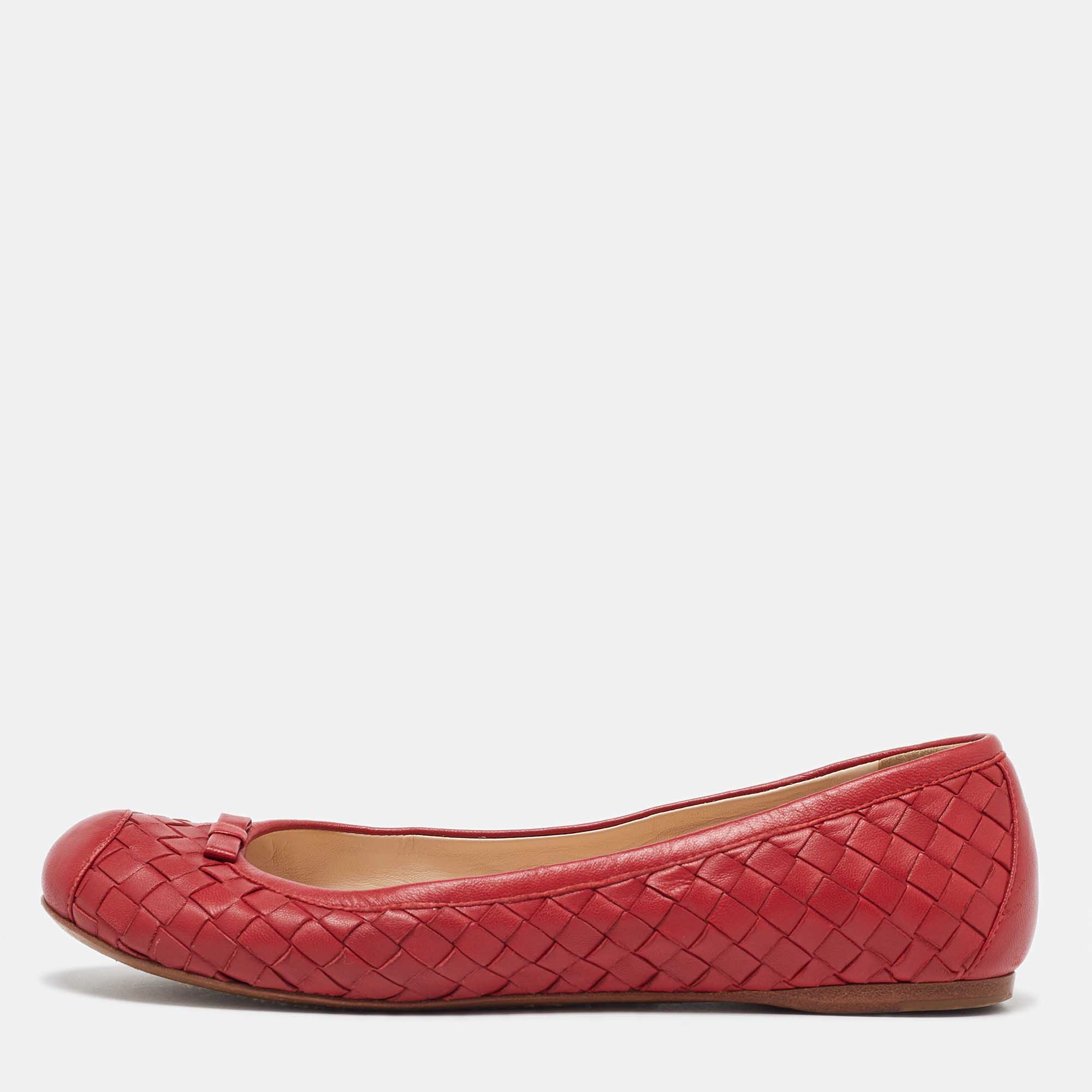 

Bottega Veneta Red Intrecciato Leather Ballet Flats Size