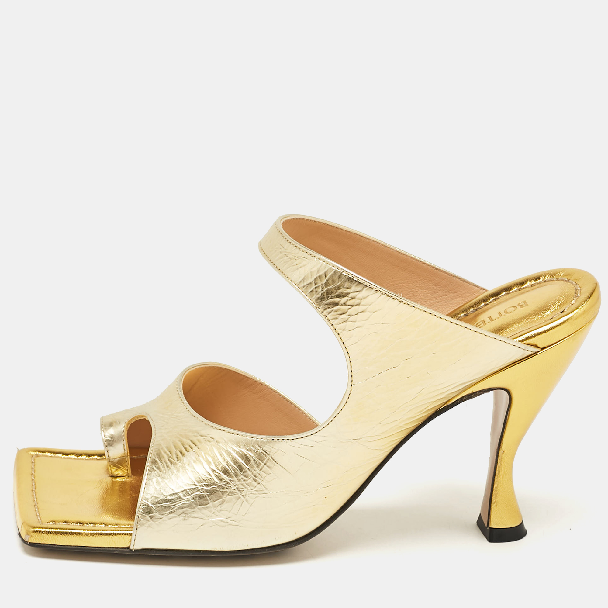 

Bottega Veneta Gold Leather Square Toe Slide Sandals Size