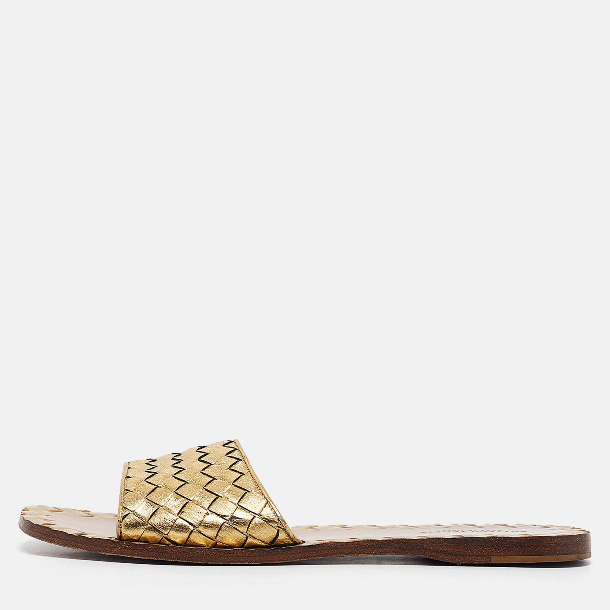 

Bottega Veneta Gold Leather Intrecciato Flat Slides Size