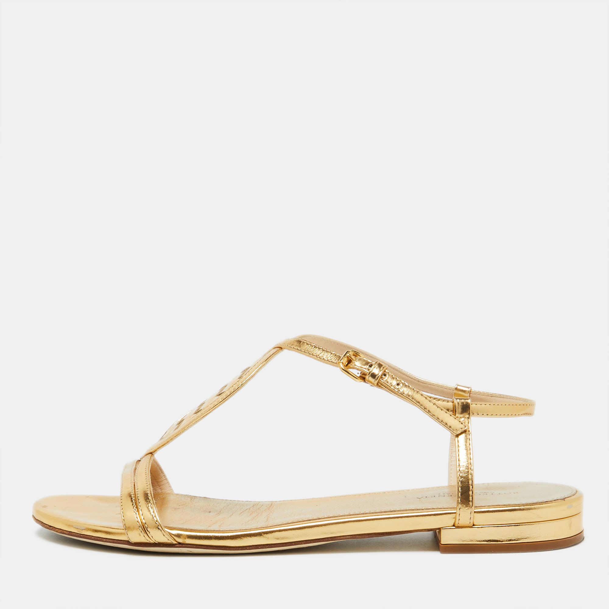 

Bottega Veneta Gold Leather Ankle Strap Flat Sandals Size