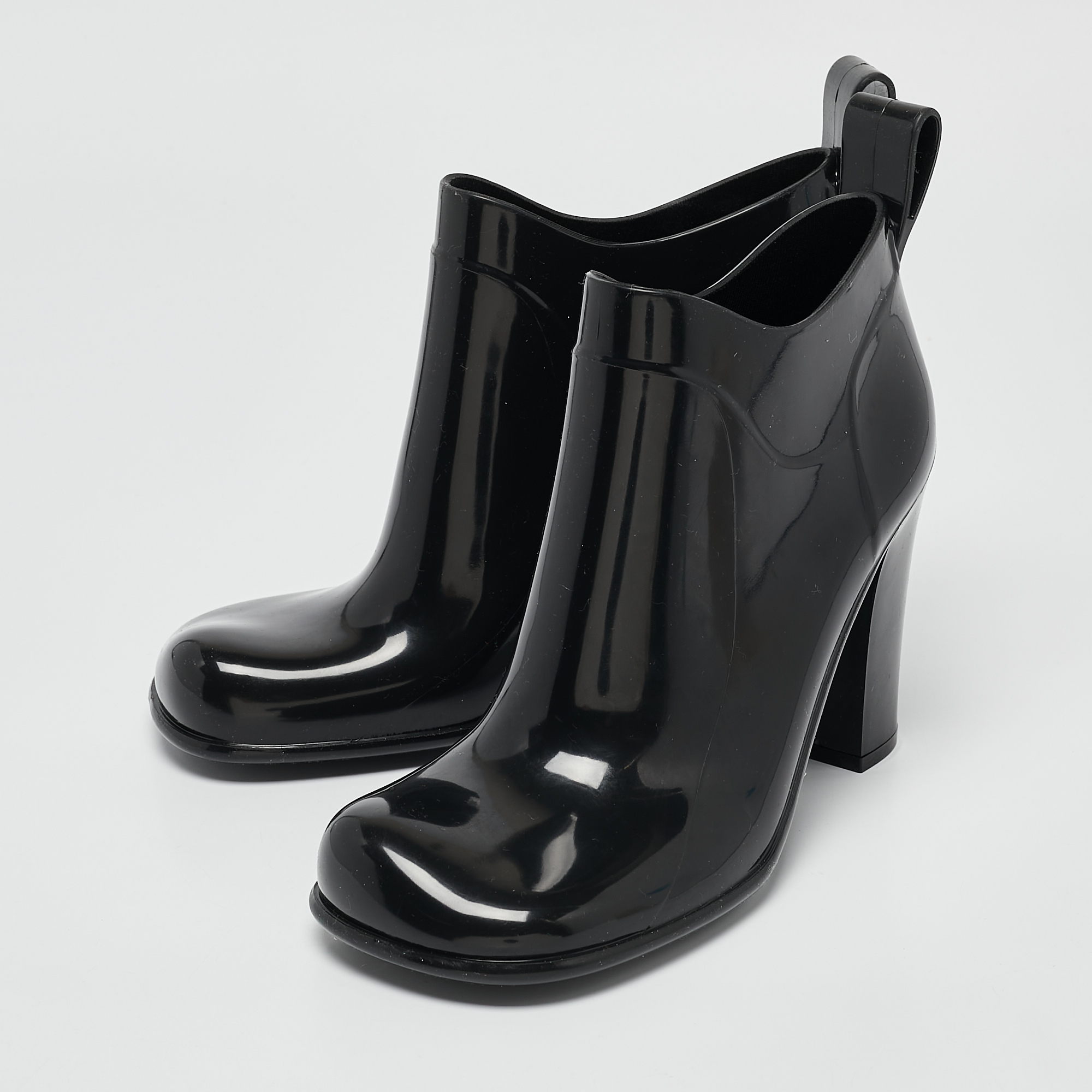 Bottega Veneta Black Rubber Ankle Boots Size 39 