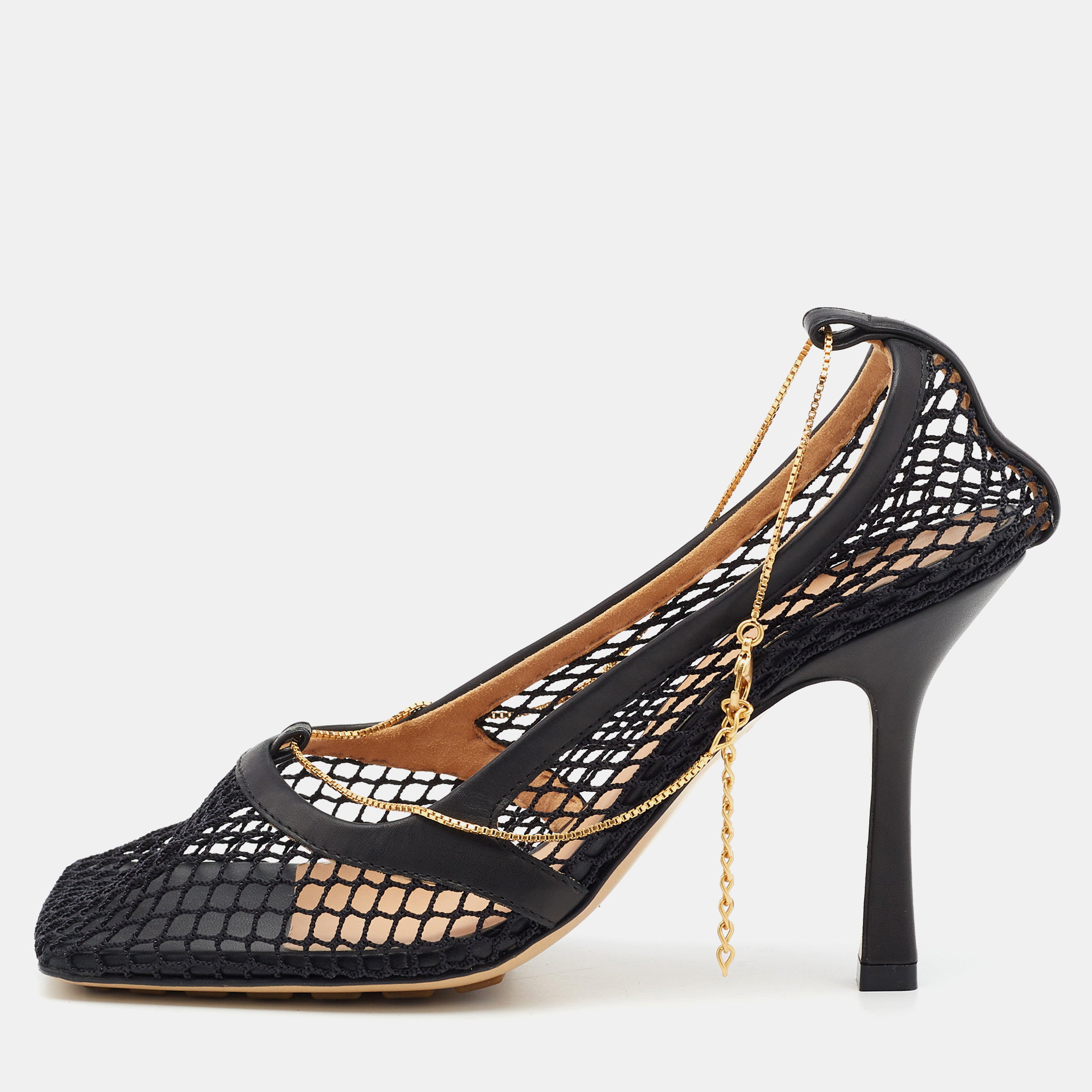 

Bottega Veneta Black Mesh and Leather Stretch Pumps Size