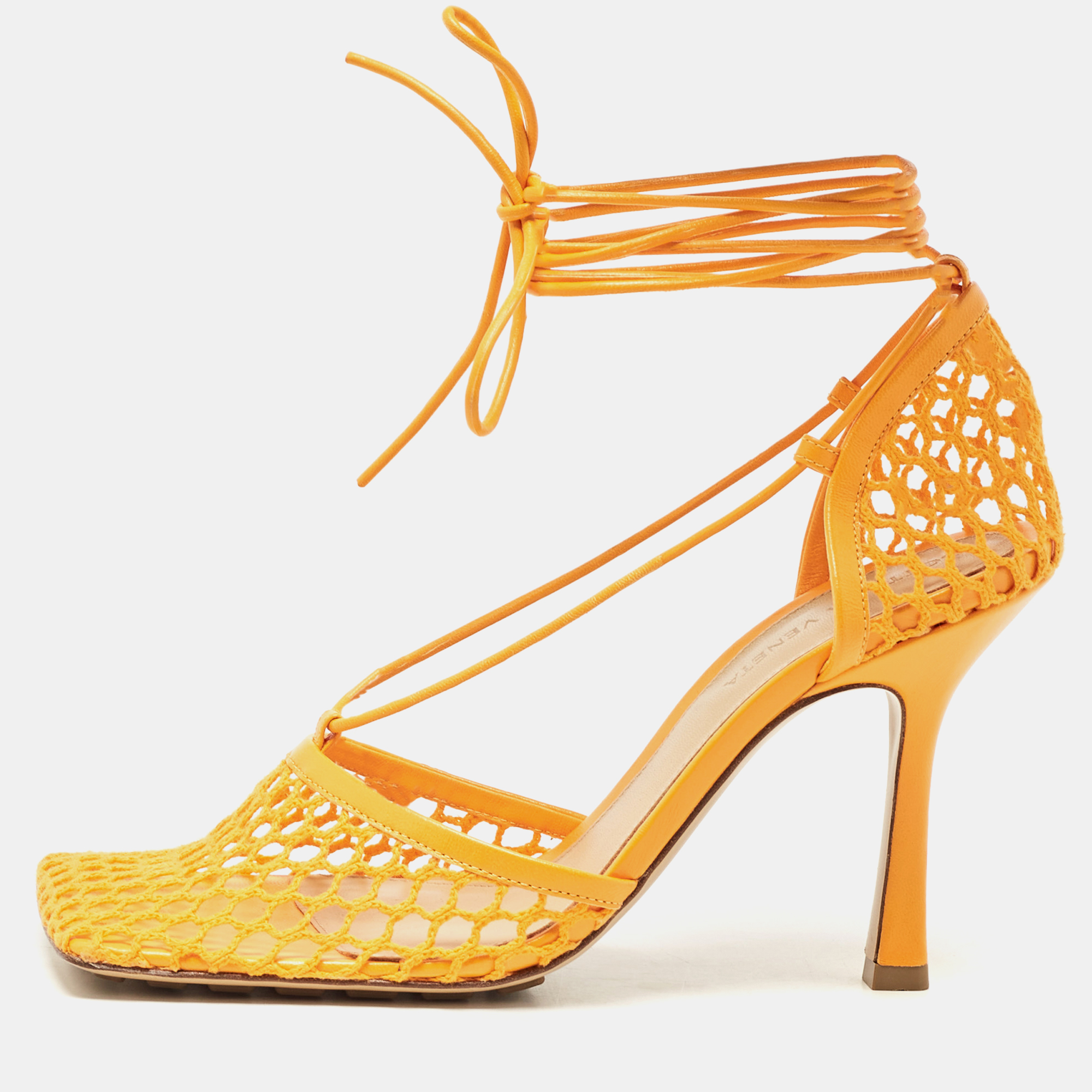 

Bottega Veneta Orange Leather and Mesh Stretch Pumps Size