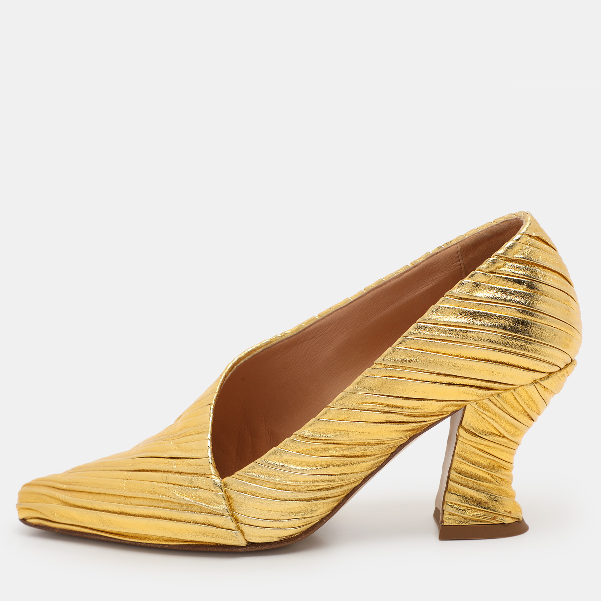 

Bottega Veneta Gold Lame Leather Folded Pumps Size 36.5