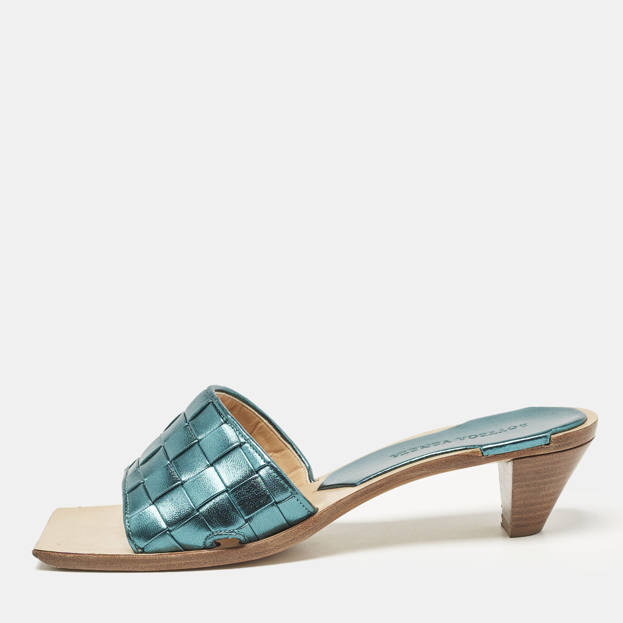 

Bottega Veneta Metallic Blue Intrecciato Leather Square Toe Slide Sandals Size