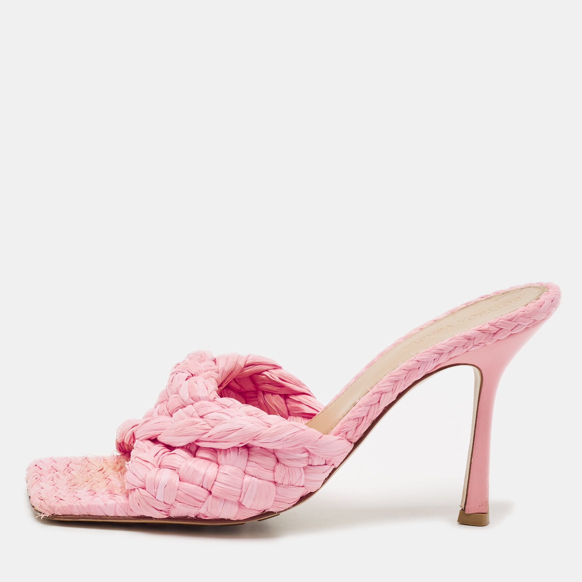 

Bottega Veneta Pink Woven Raffia Slide Sandals Size