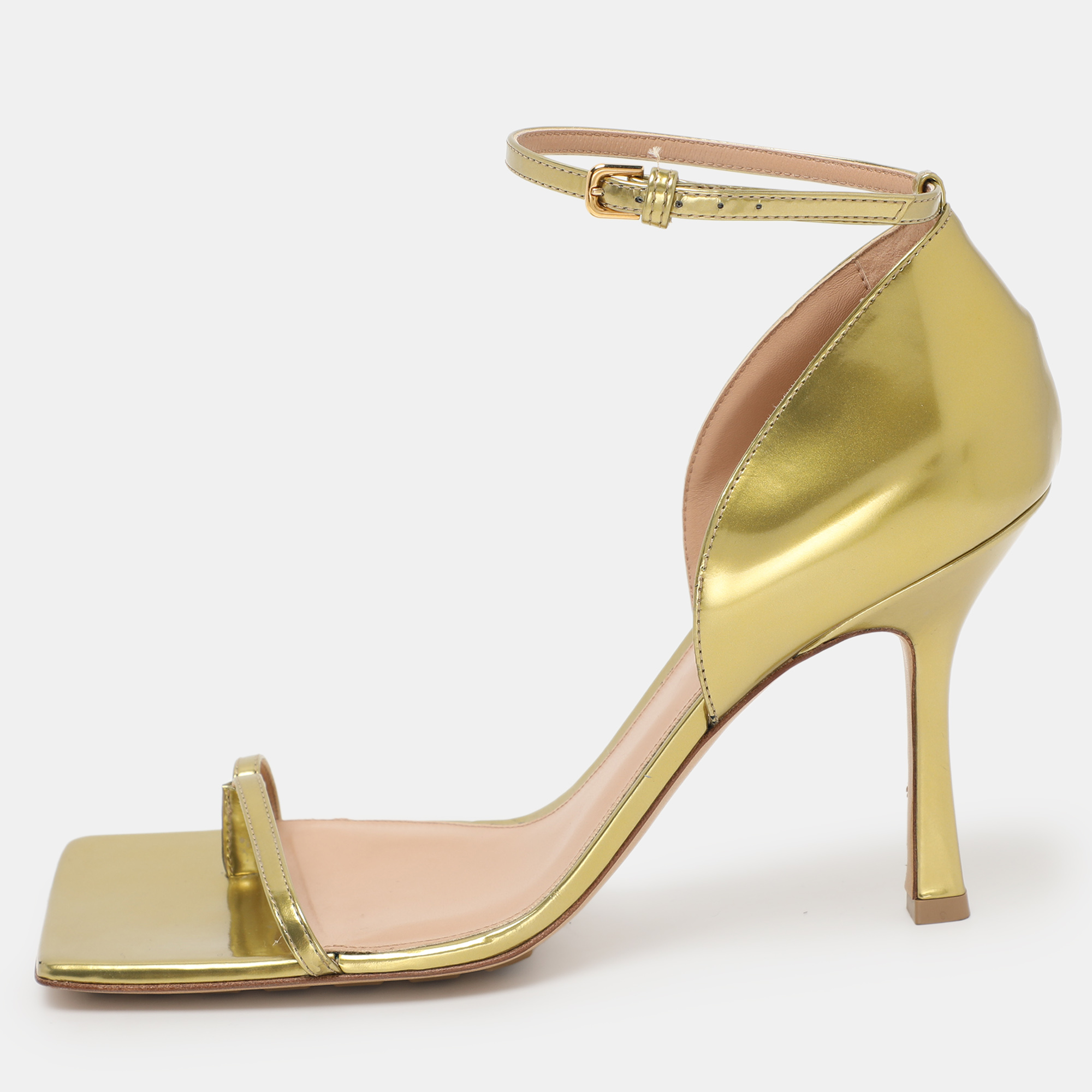 

Bottega Veneta Gold Leather Strech Ankle Strap Sandals Size