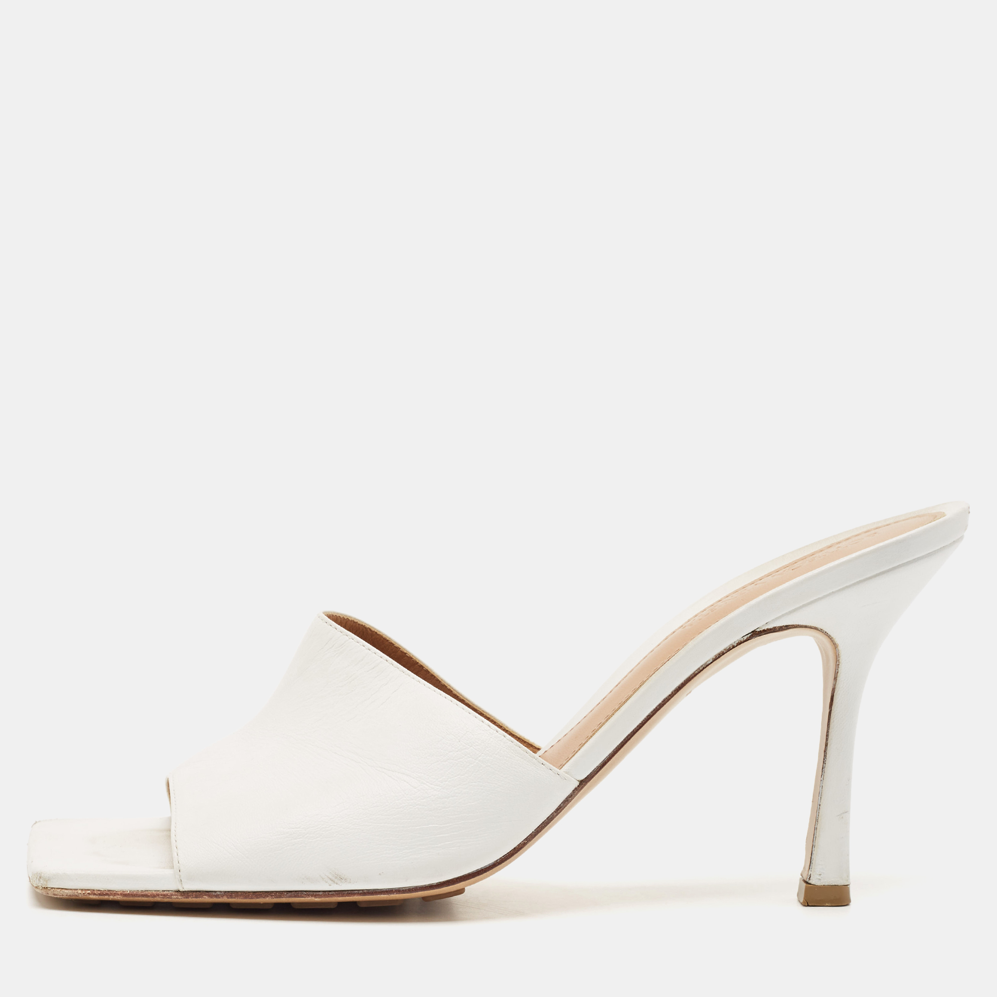 

Bottega Veneta White Leather Strech Mules Size