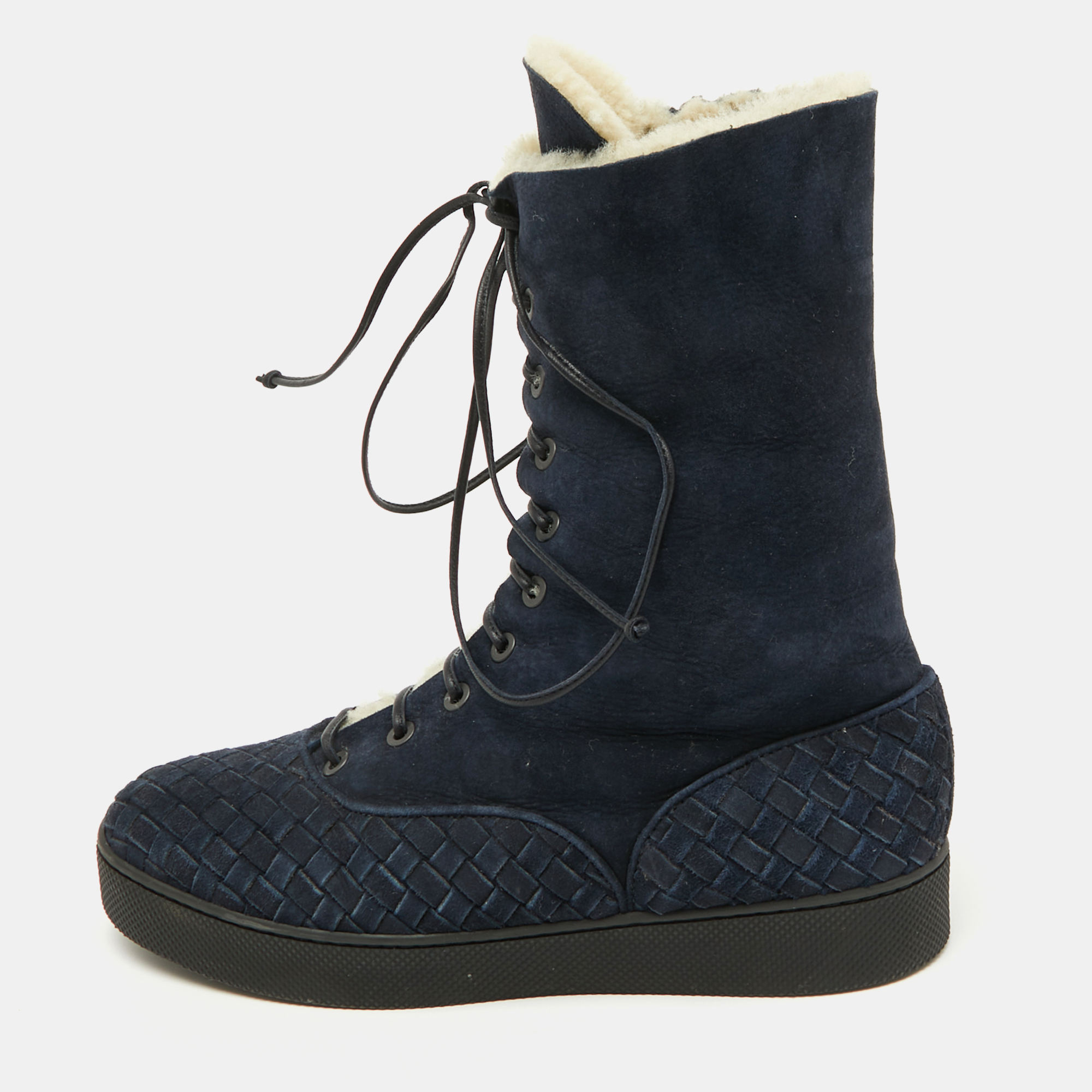 

Bottega Veneta Navy Blue Suede Intrecciato Lace Up Snow Boots Size