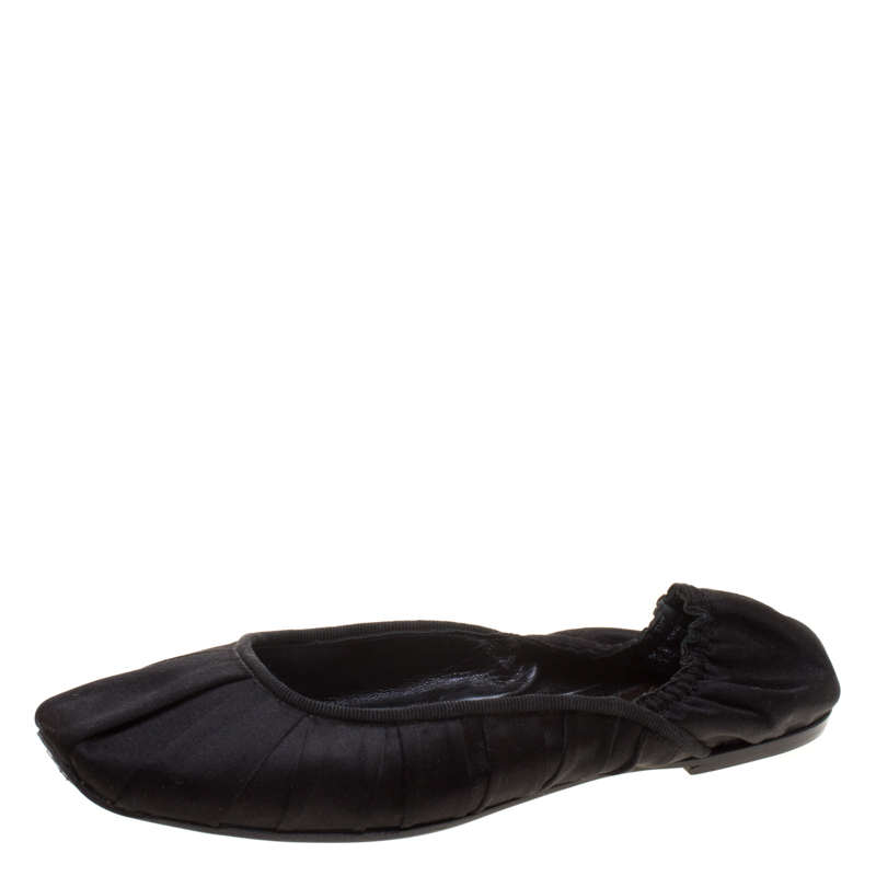 Bottega Veneta Black Pleated Satin Scrunch Ballet Flats Size 37.5