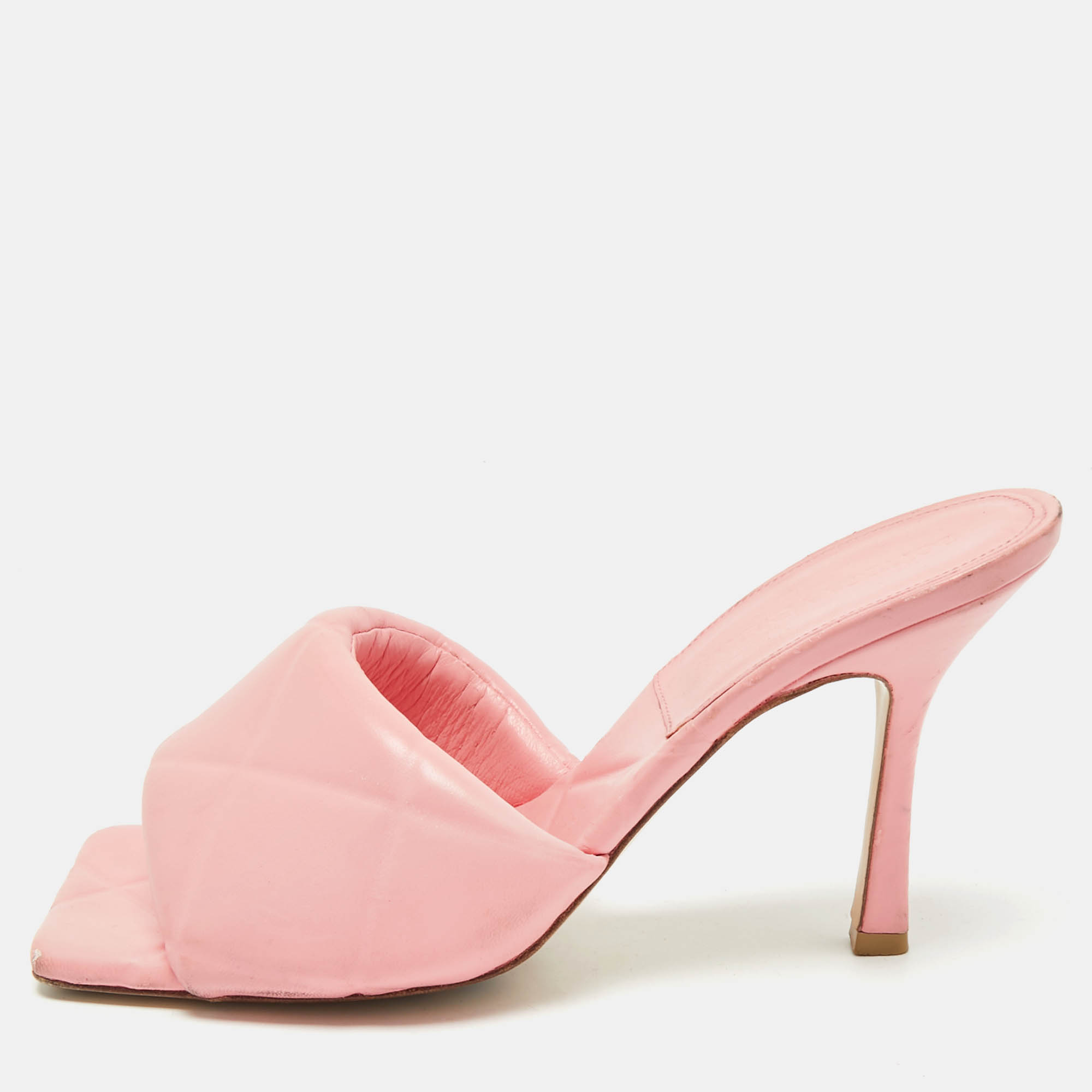 

Bottega Veneta Pink Quilted Leather Lido Slide Sandals Size