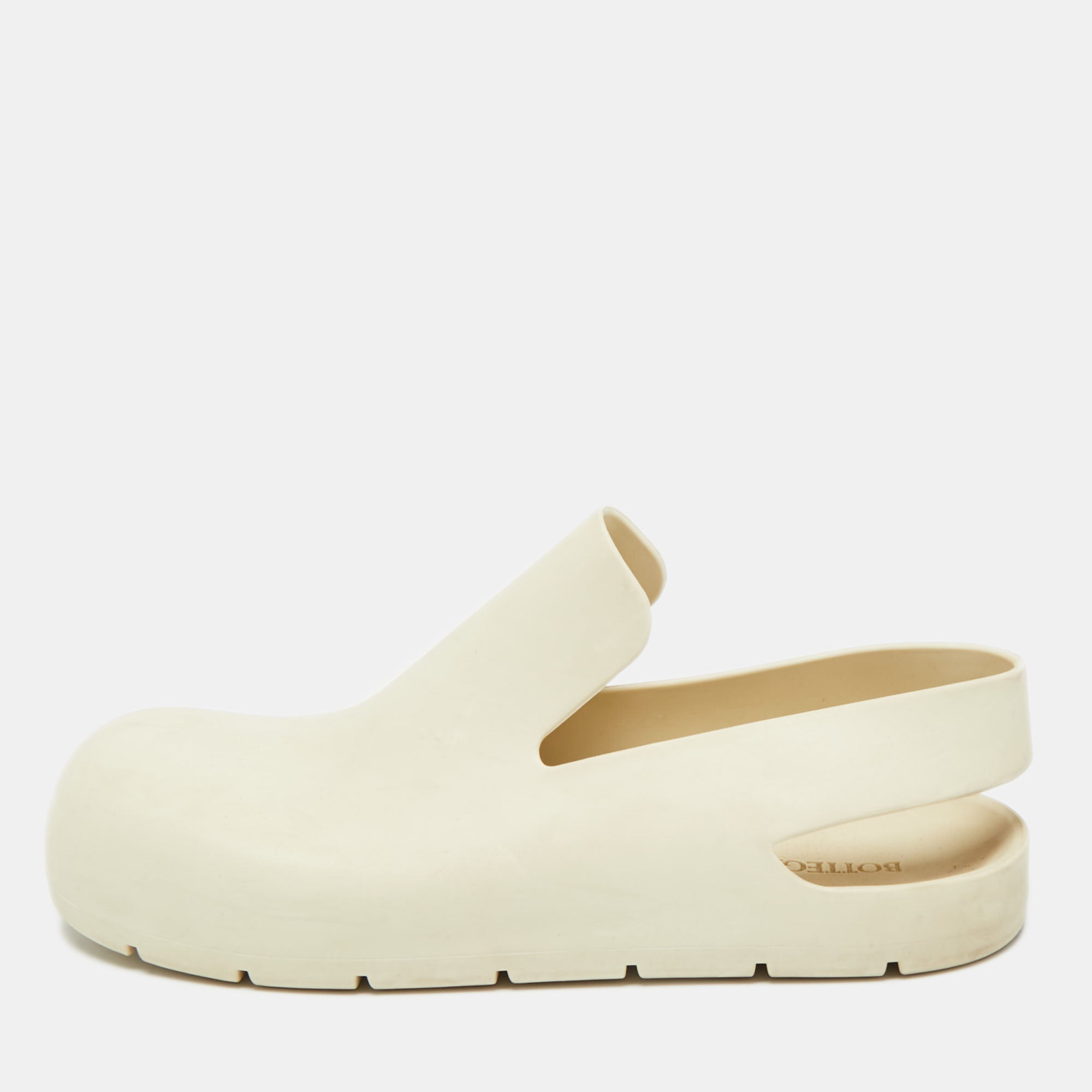 Pre-owned Bottega Veneta Cream Rubber Puddle Slingbacks Sandals Size 38 In White
