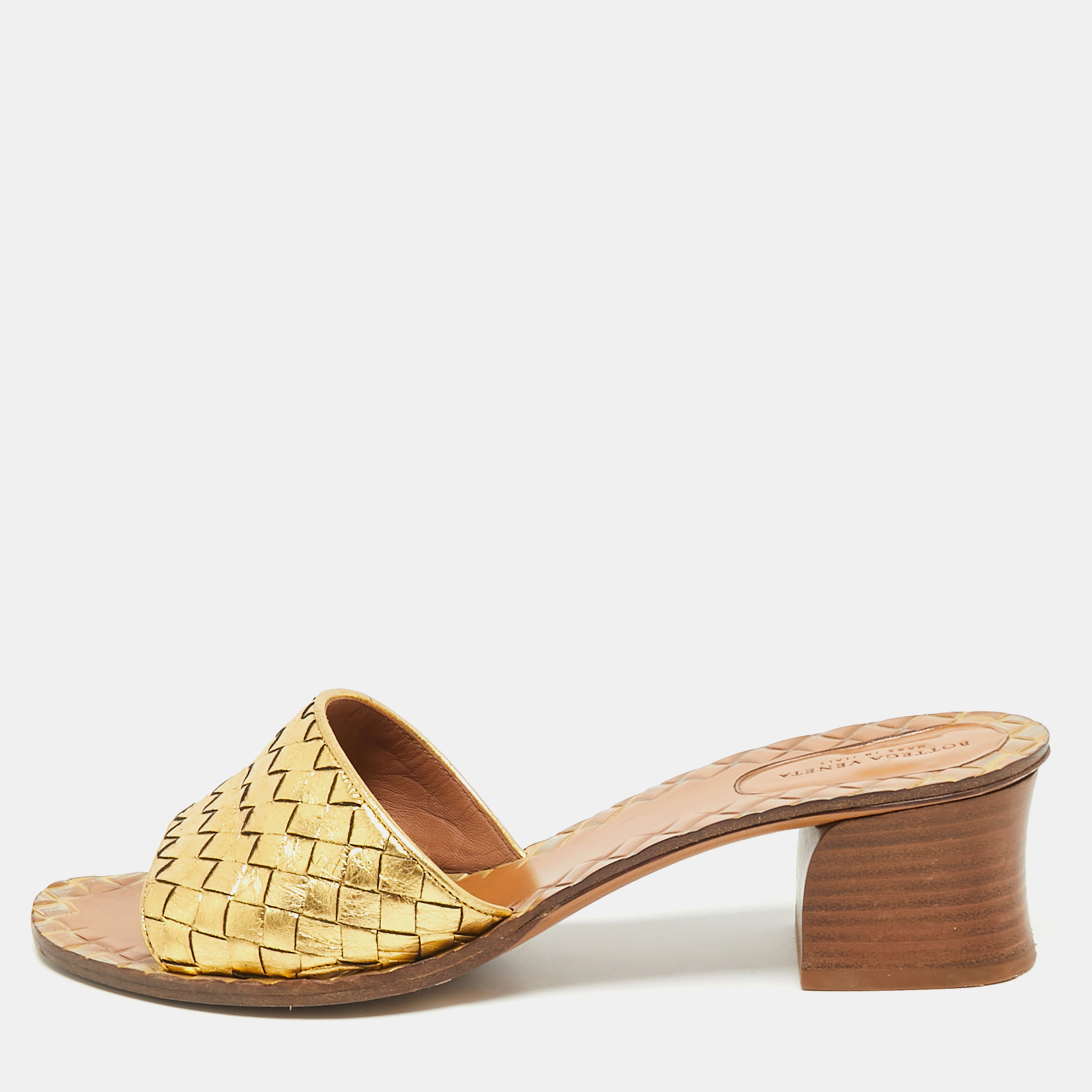 

Bottega Veneta Gold Intrecciato Leather Ravello Slide Sandals Size