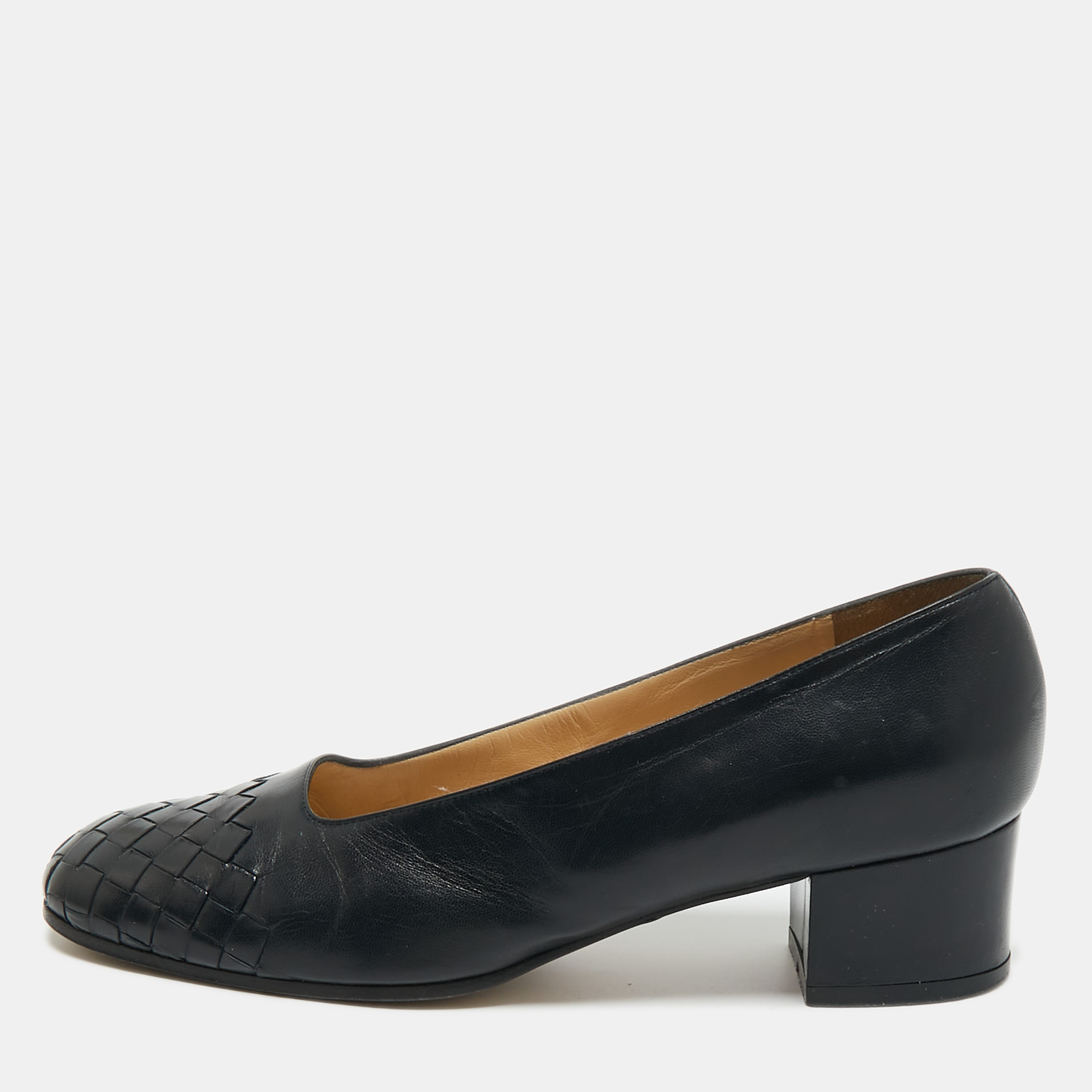 

Bottega Veneta Black Intrecciato Leather Block Heel Pumps Size