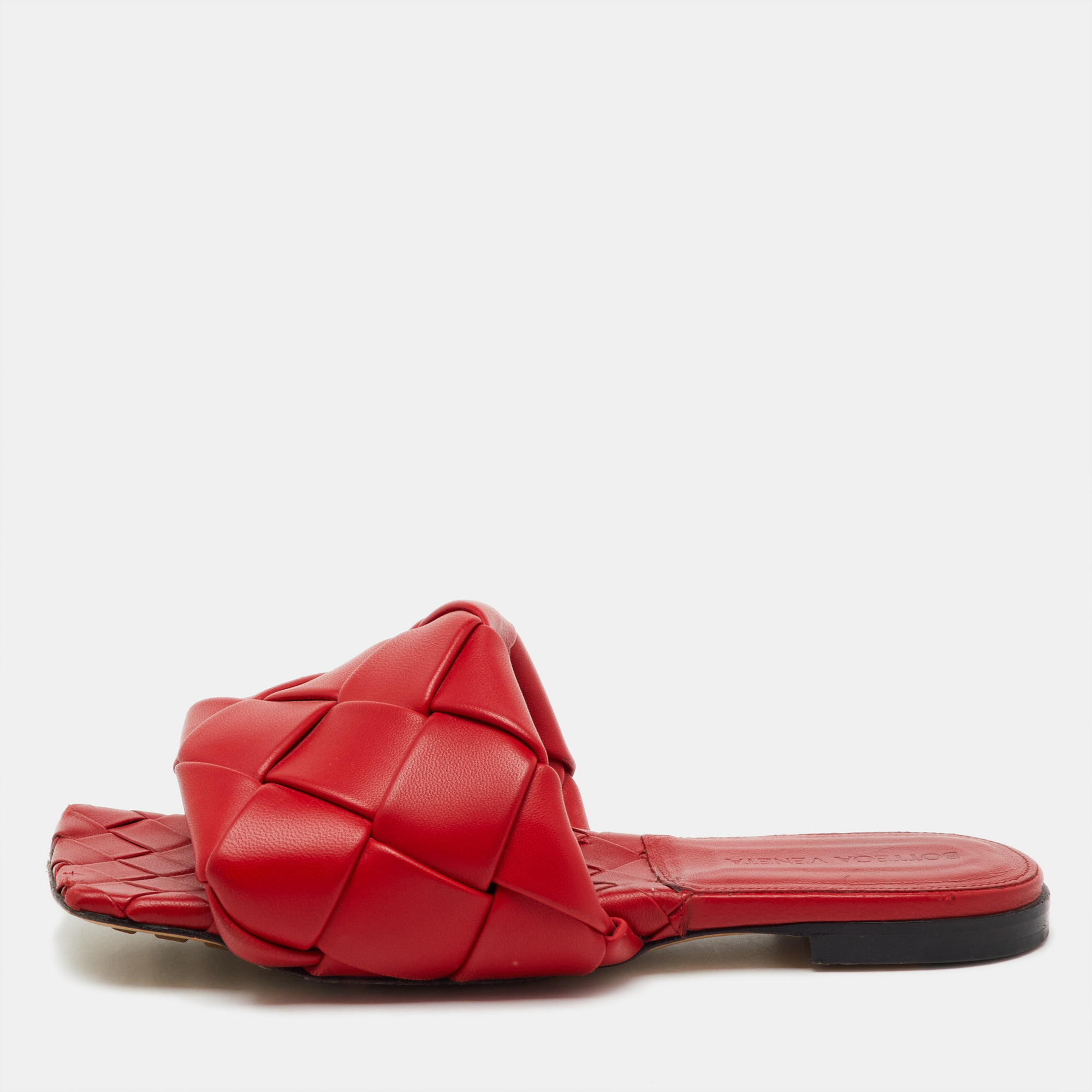 Bottega Veneta Red Intrecciato Leather Lido Flat Slide Sandals Size 35.5