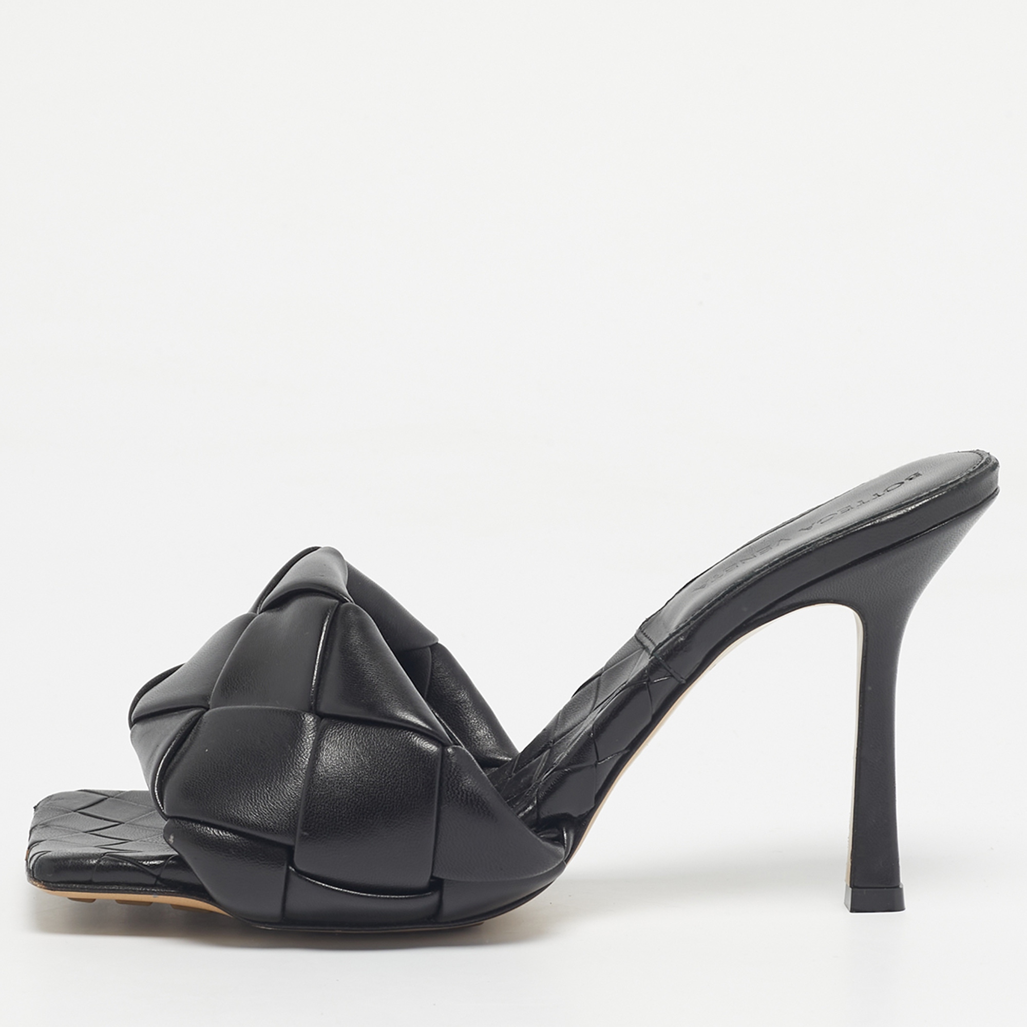 Pre-owned Bottega Veneta Black Quilted Leather Lido Slide Sandals Size 37.5