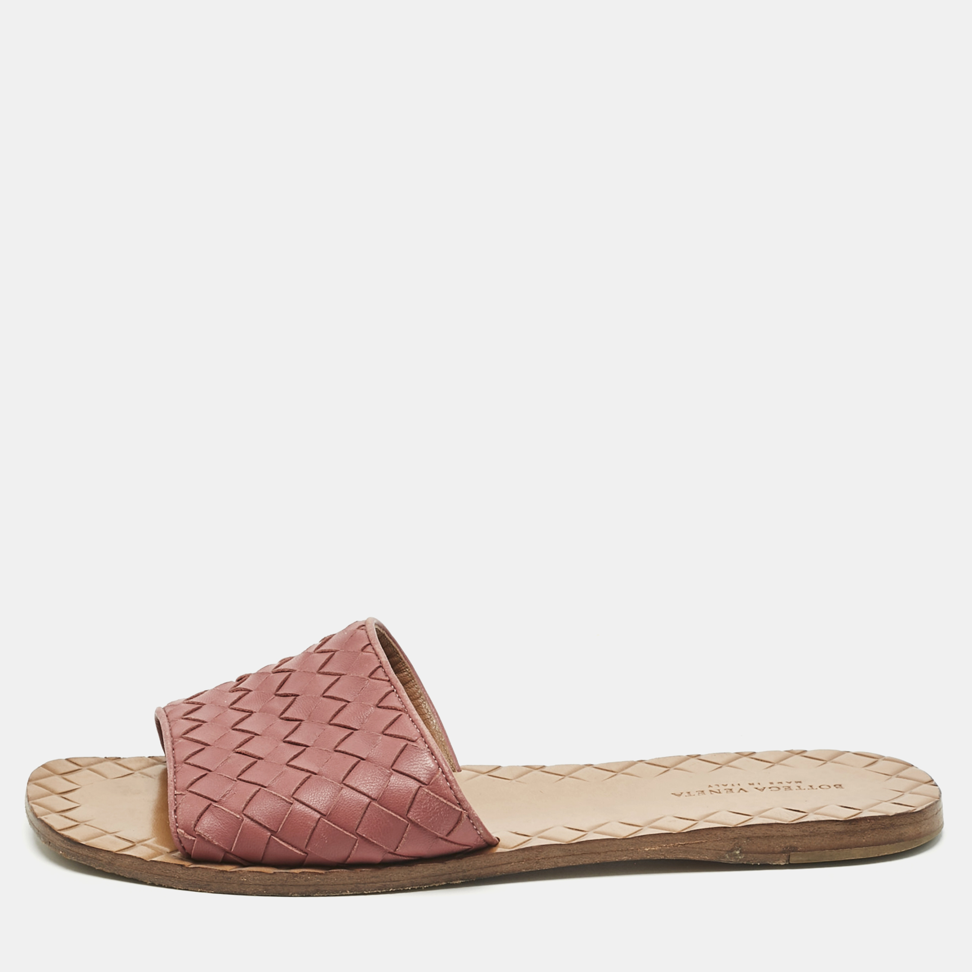 

Bottega Veneta Pink Intrecciato Leather Flat Slides Size