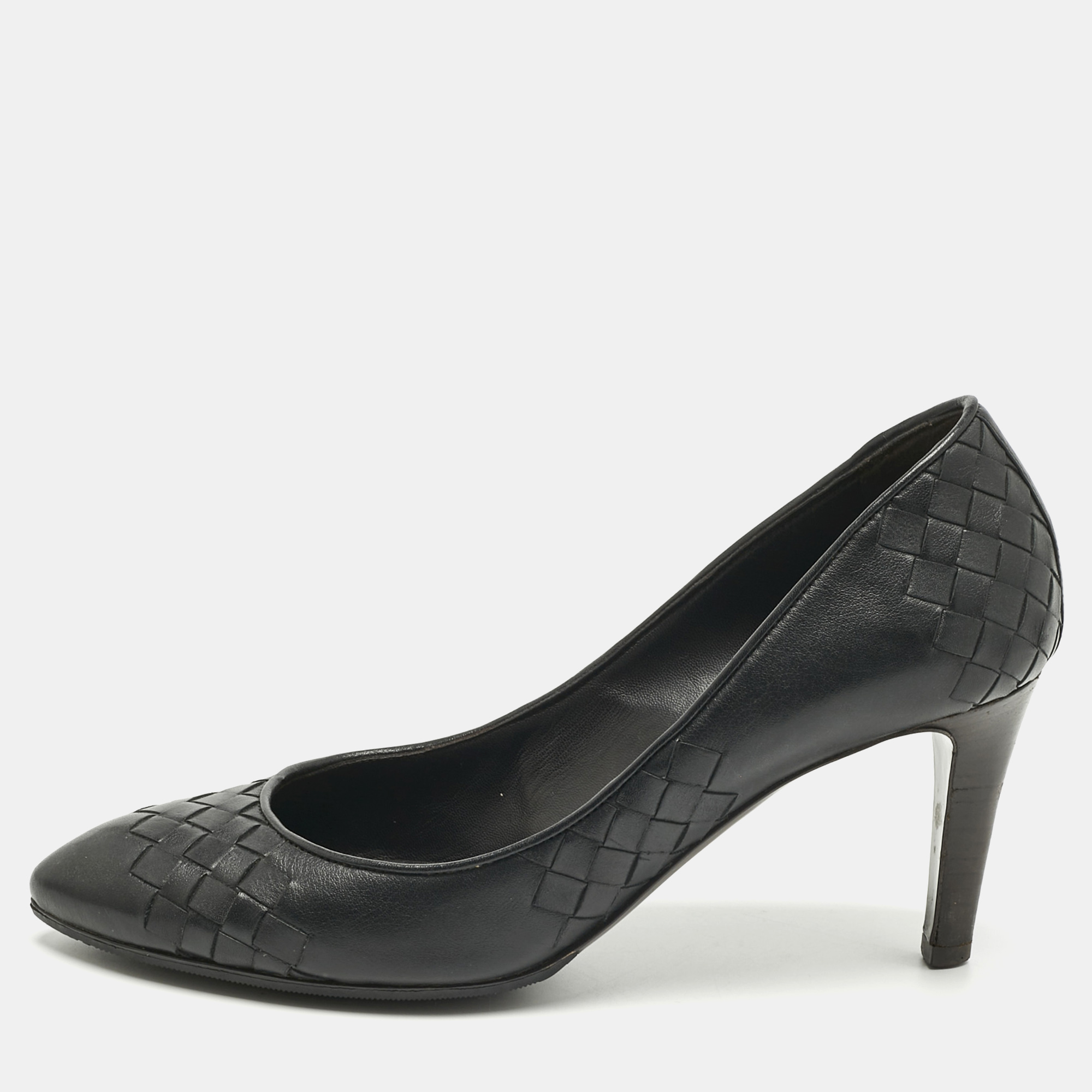 

Bottega Veneta Black Leather Veneta Pumps Size