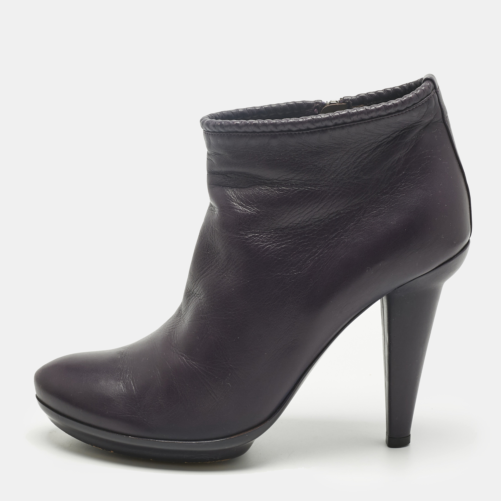 

Bottega Veneta Purple Leather Ankle Length Boots Size
