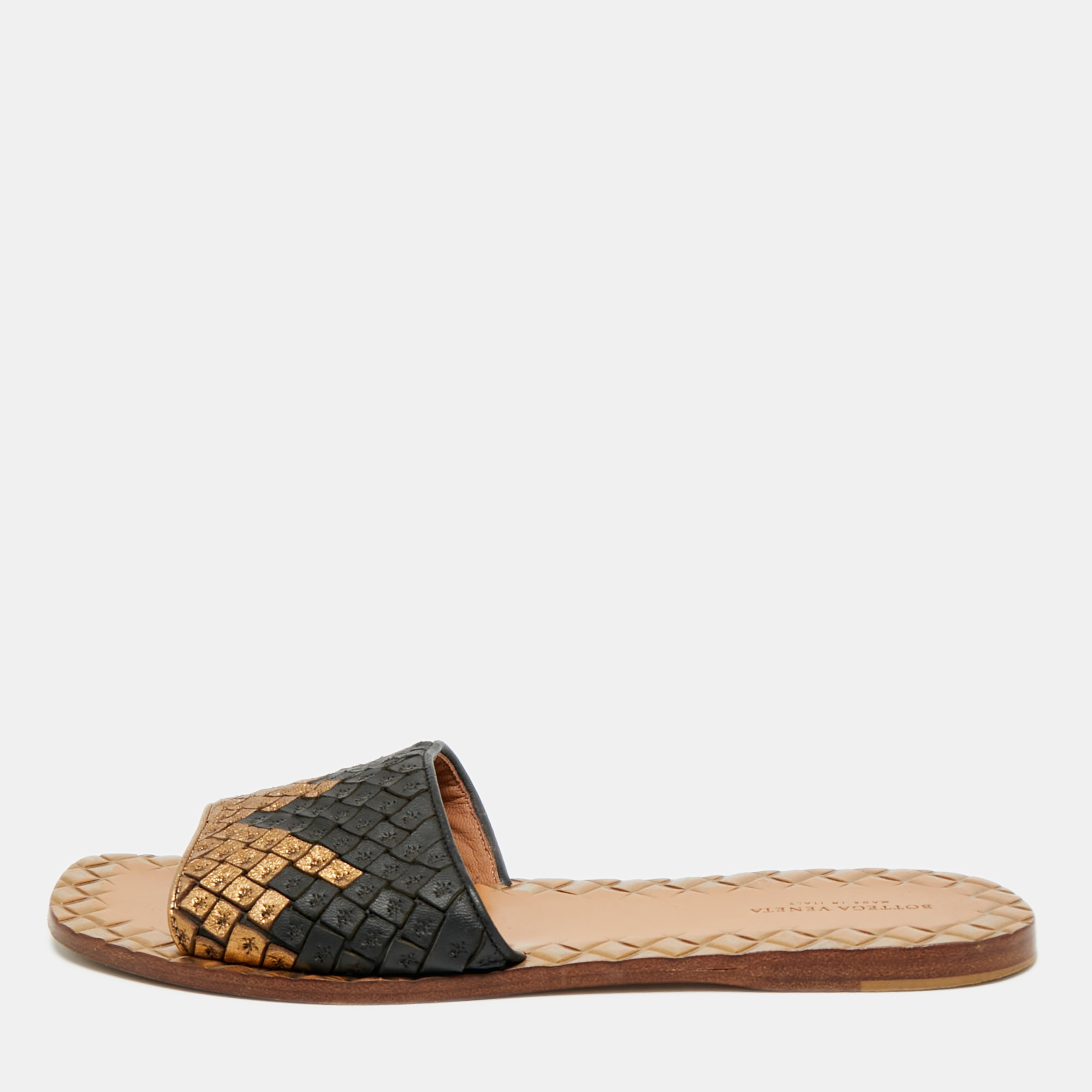 Pre-owned Bottega Veneta Black/gold Intrecciato Leather Flat Sandals Size 38 In Orange