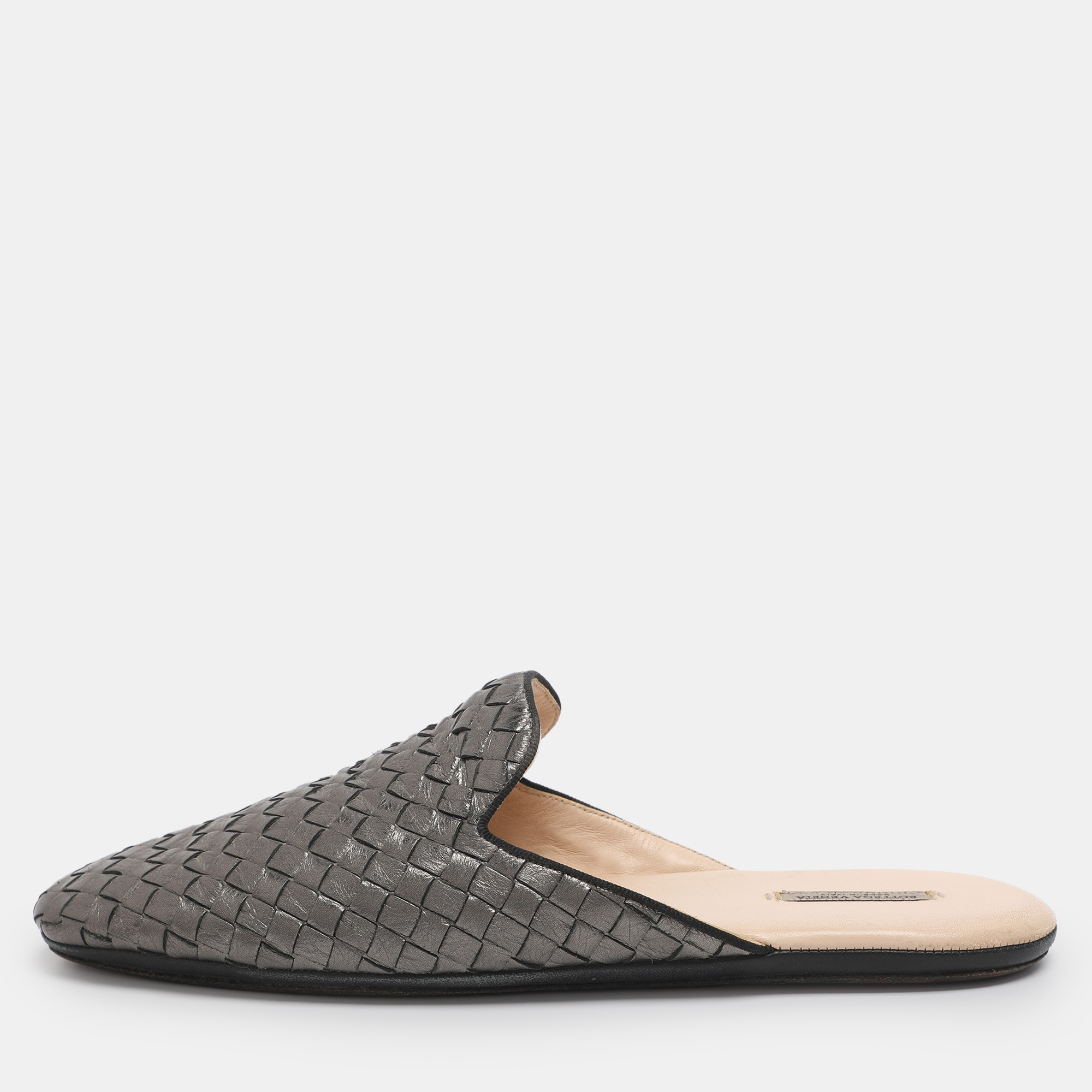 BOTTEGA VENETA Pre-owned Fiandra Size 41 Silver Intrecciato Leather Flat Mules